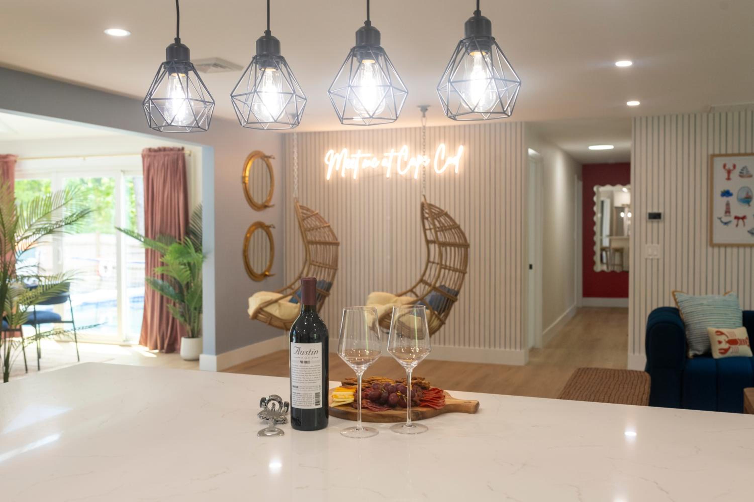 Cape Cod heated Pool, Putting Green, Speak Easy, Game room,