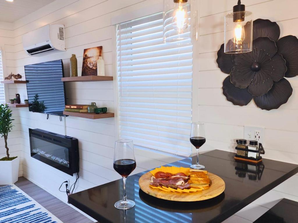 Wine Country Getaway with Rooftop Deck & Pool