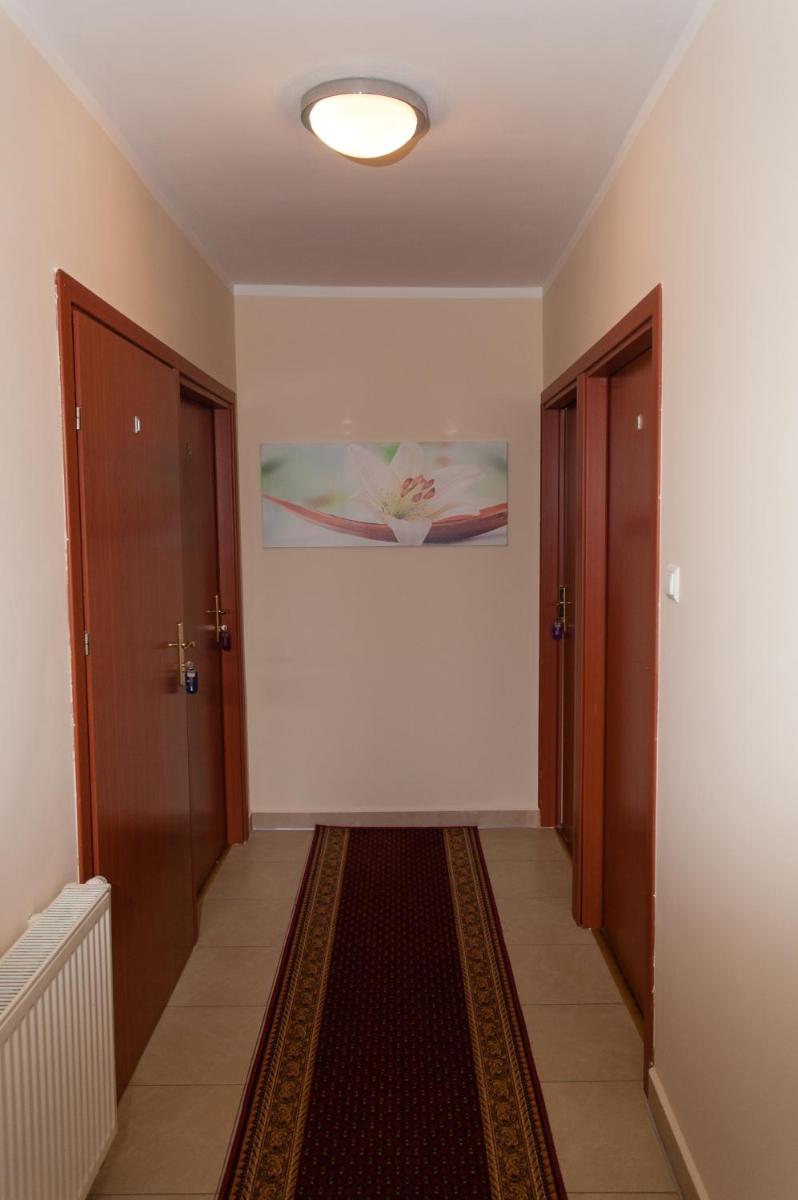 Photo 61