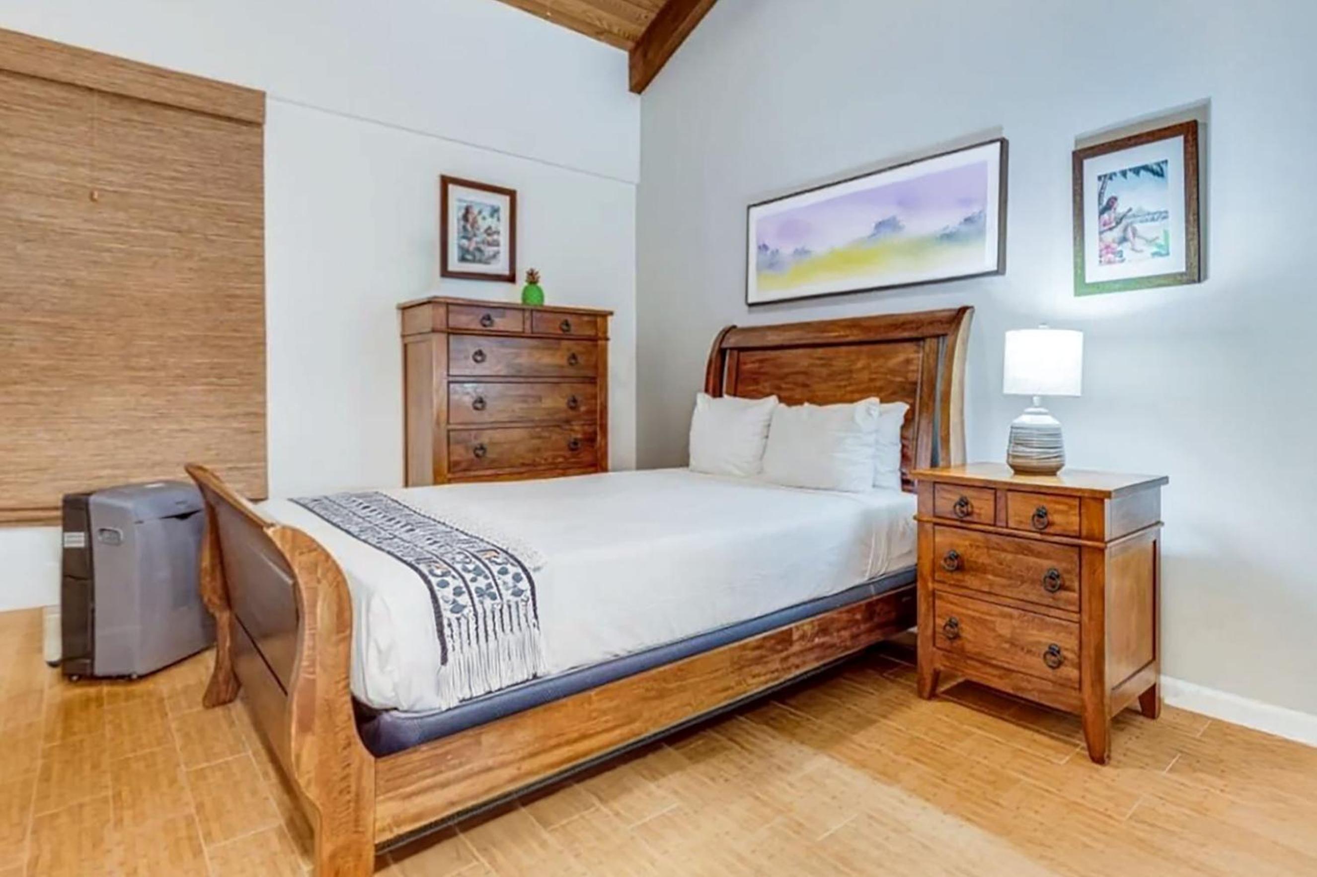 Experience Kamaole Sands 4-409 - Ocean Views, Spacious, Renovated, Wi-Fi, AC!