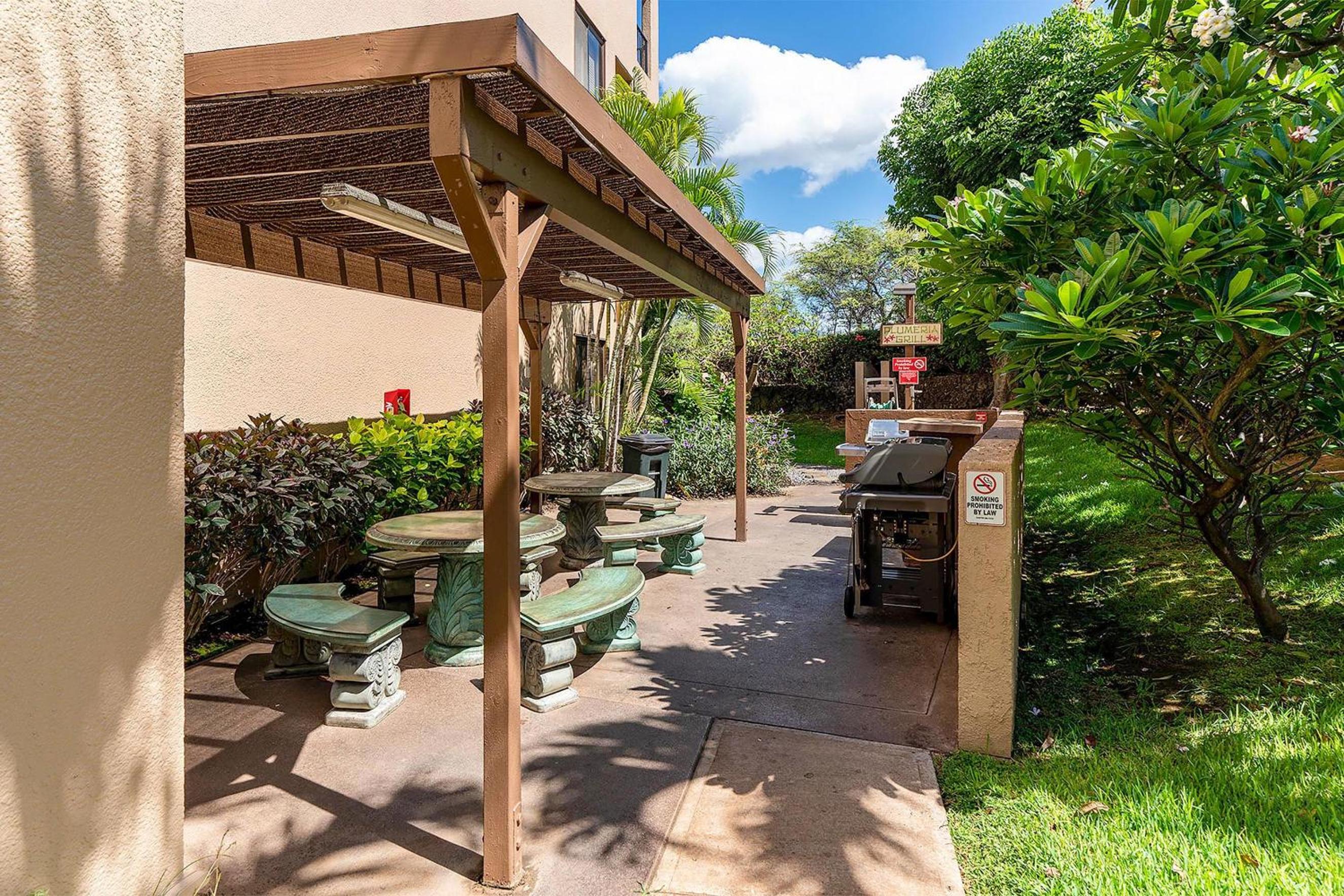 Experience Kamaole Sands 4-409 - Ocean Views, Spacious, Renovated, Wi-Fi, AC!