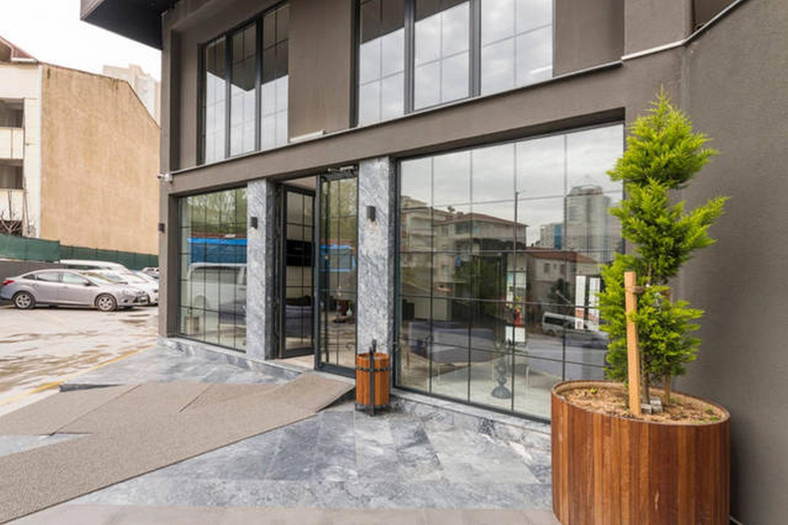 Nish Suites Atasehir - Image 32