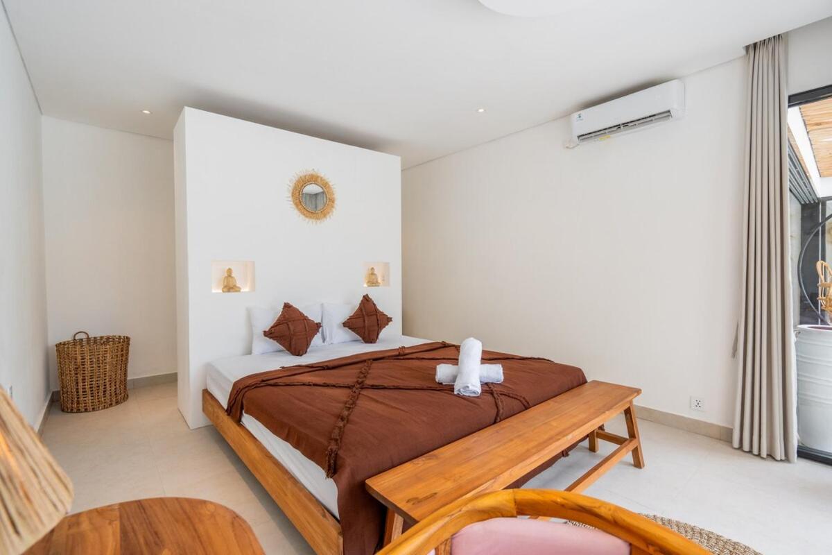 NEW! Villa Aurora - 4BR Villa in Kerobokan