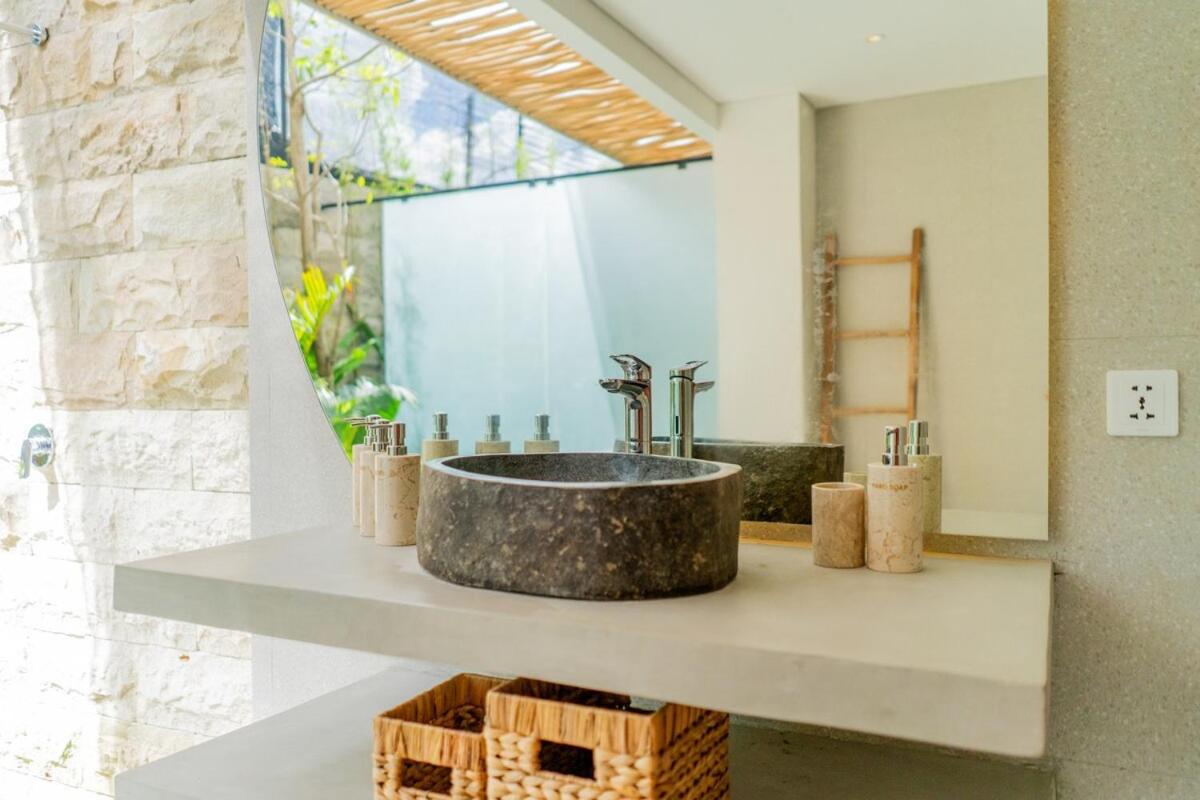 NEW! Villa Aurora - 4BR Villa in Kerobokan