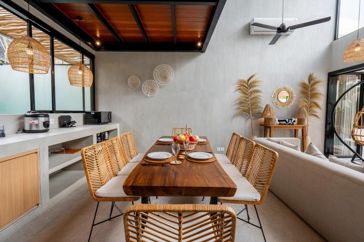 NEW! Villa Aurora - 4BR Villa in Kerobokan
