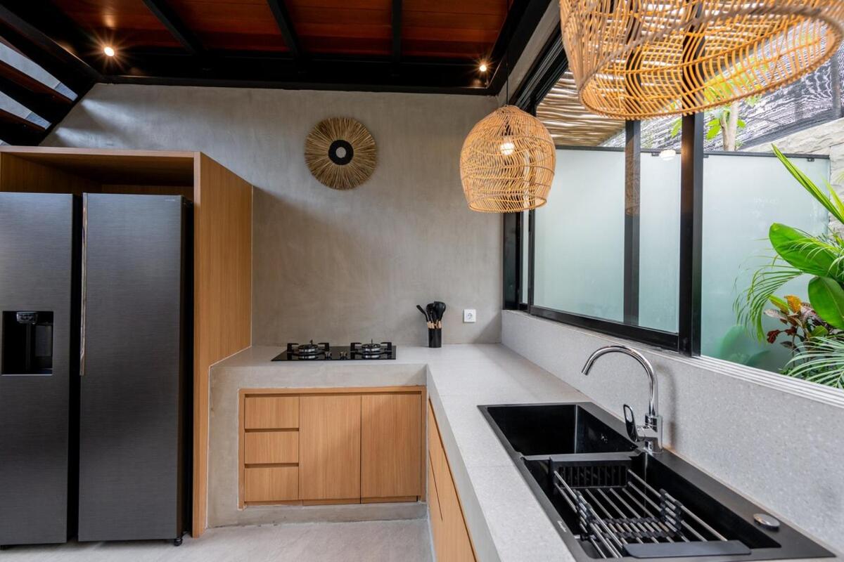 NEW! Villa Aurora - 4BR Villa in Kerobokan