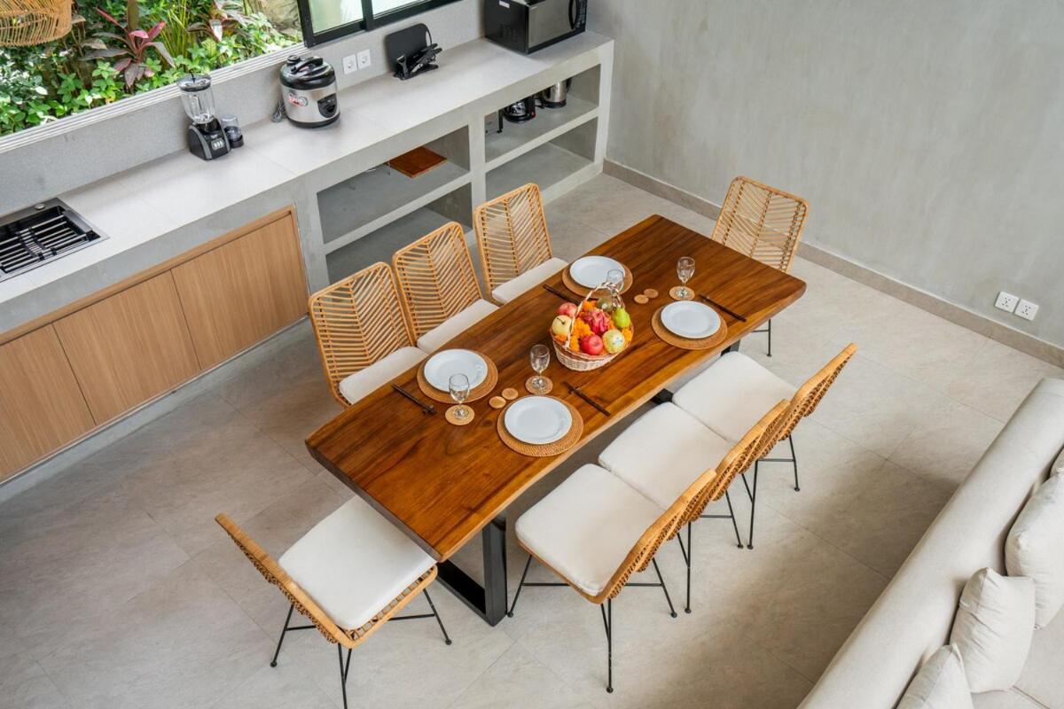 NEW! Villa Aurora - 4BR Villa in Kerobokan
