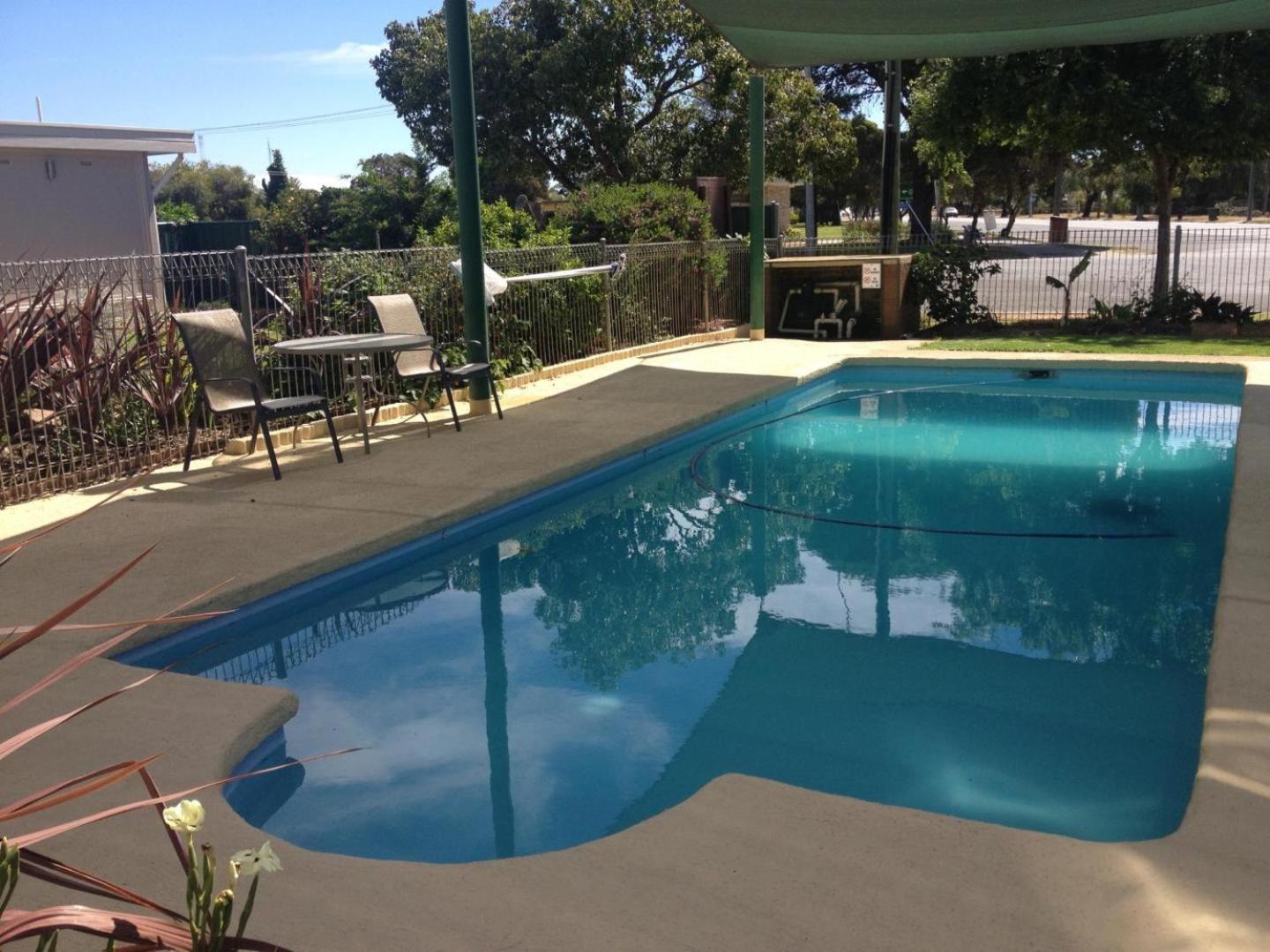 Jerilderie Motor Inn view 5