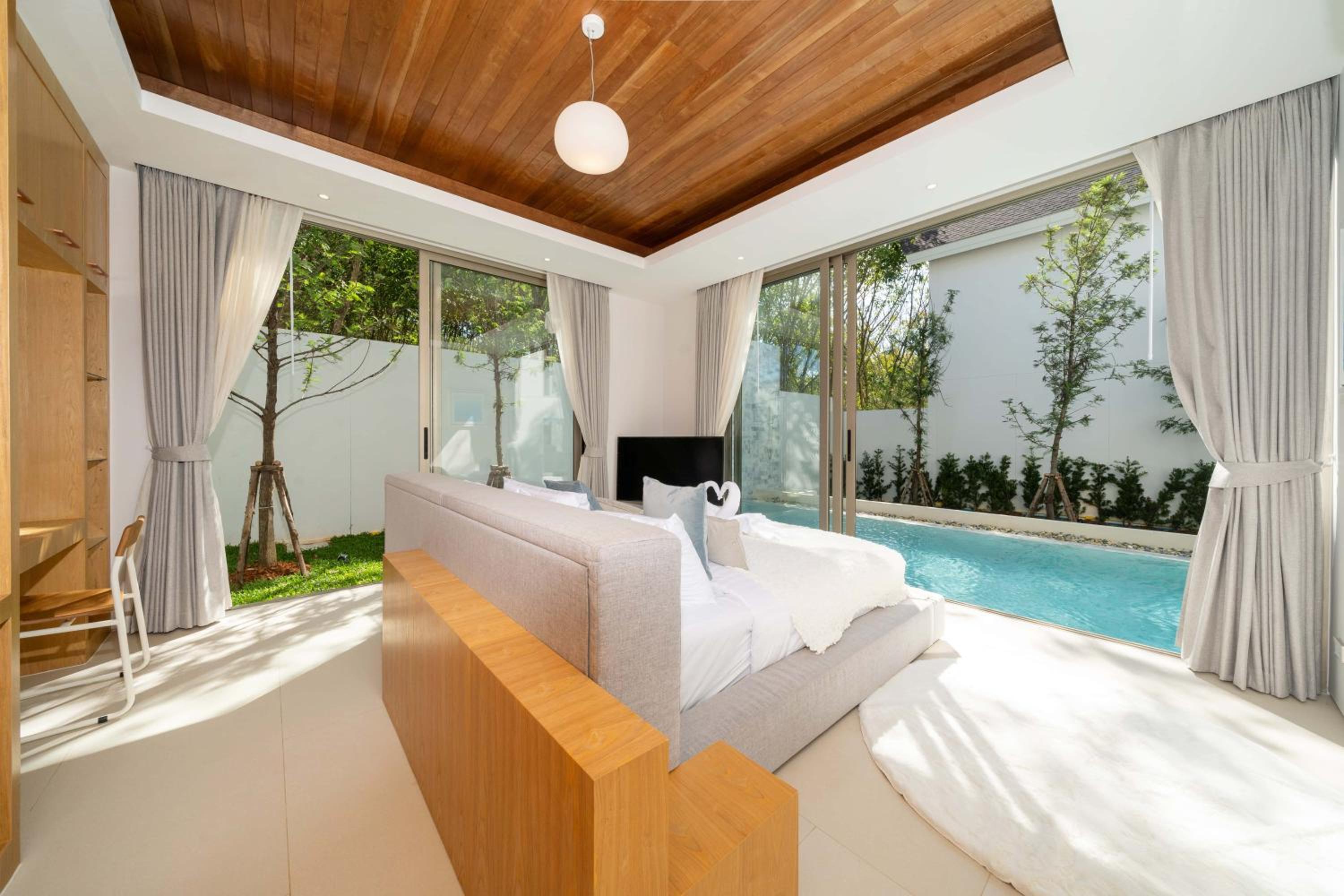 Modern 3BR Pool Villa near Laguna- Lux Pride 4 by Warm Plus