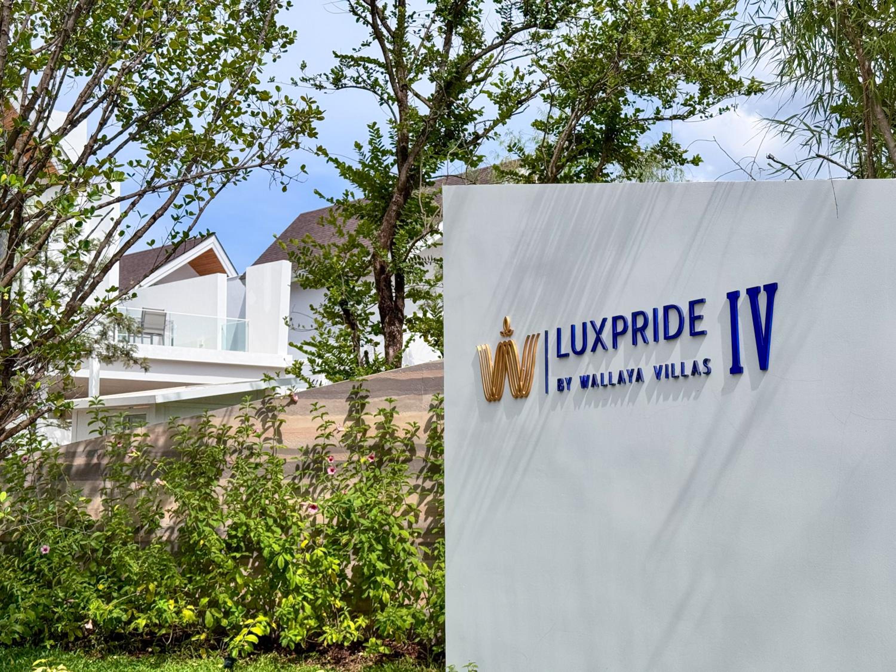 Modern 3BR Pool Villa near Laguna- Lux Pride 4 by Warm Plus