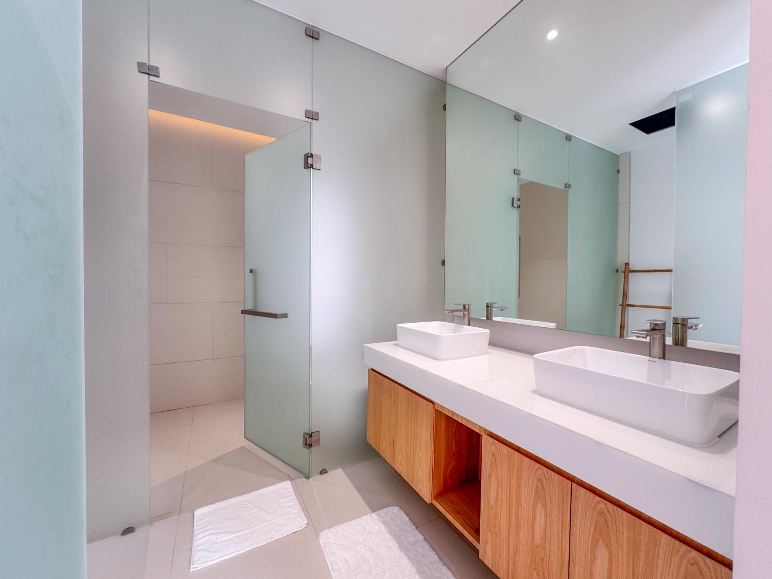 Modern 3BR Pool Villa near Laguna- Lux Pride 4 by Warm Plus