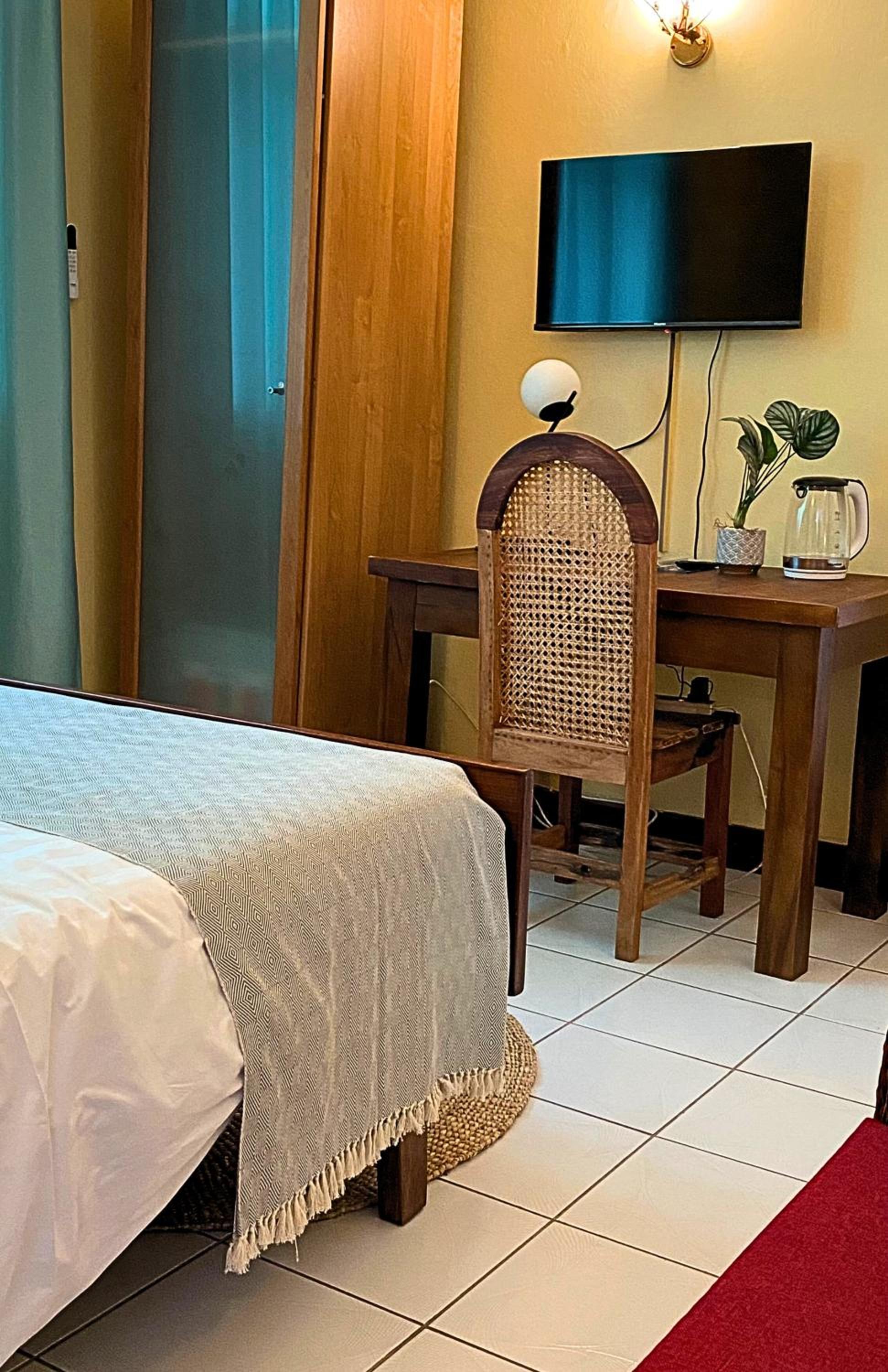 Sunny Shore B&B