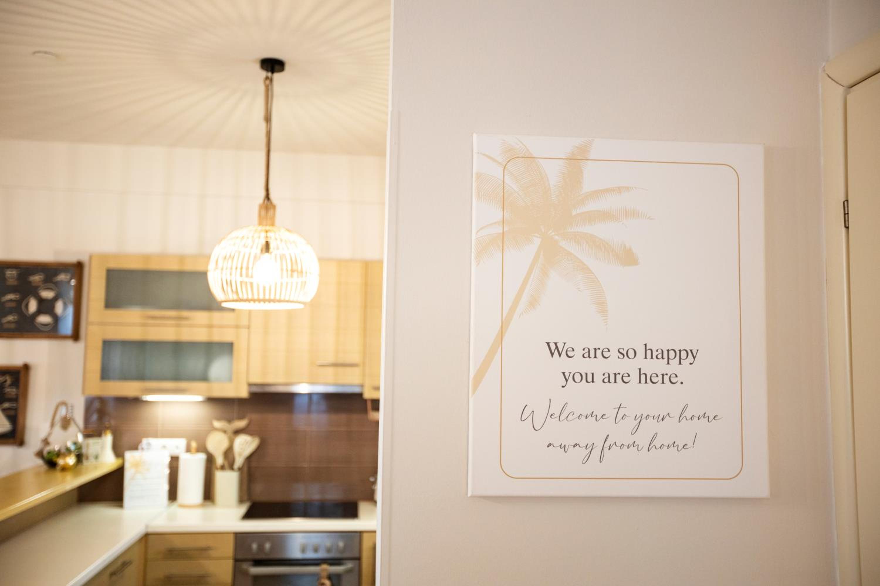 Golden Palm Tree Maisonette