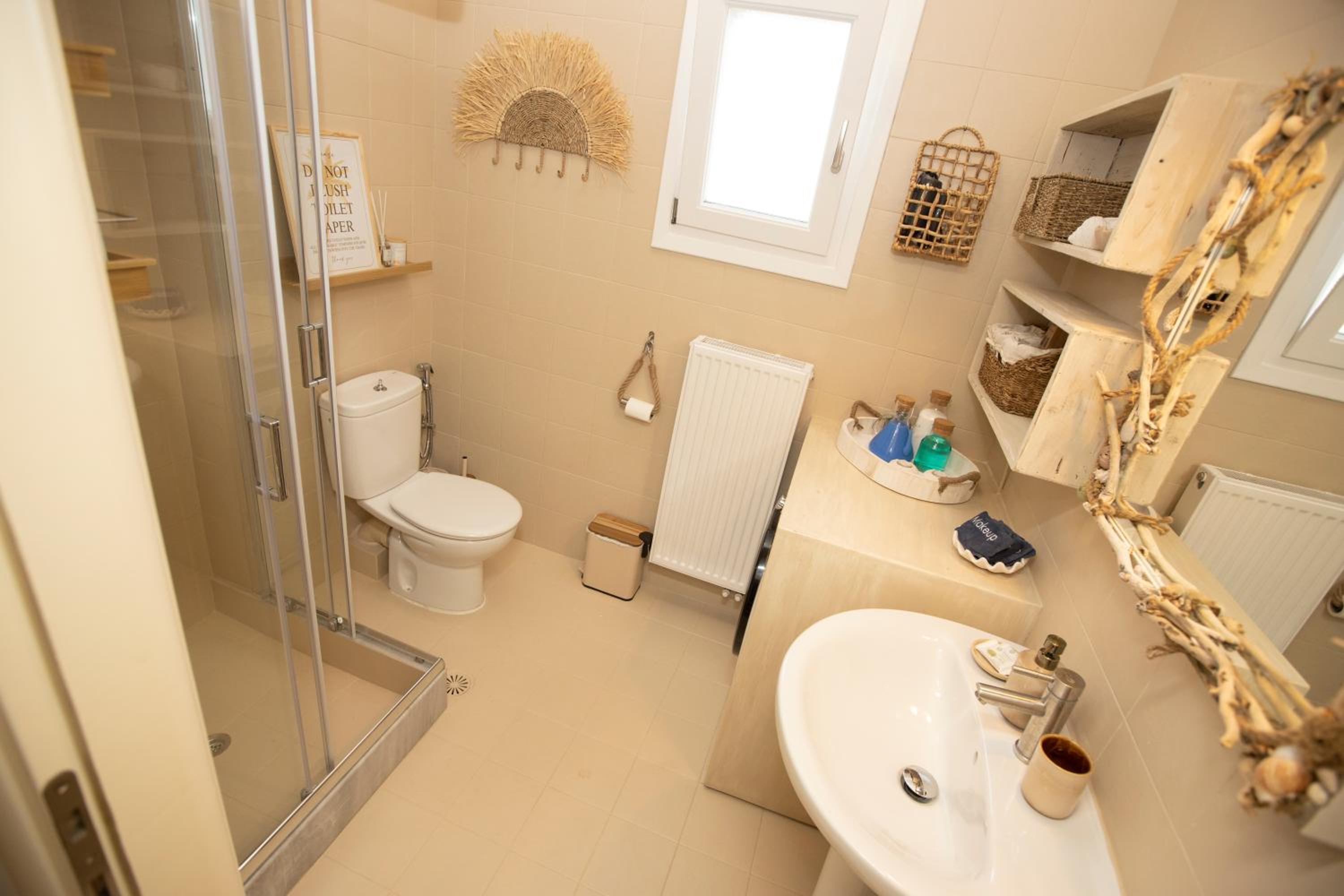 Golden Palm Tree Maisonette