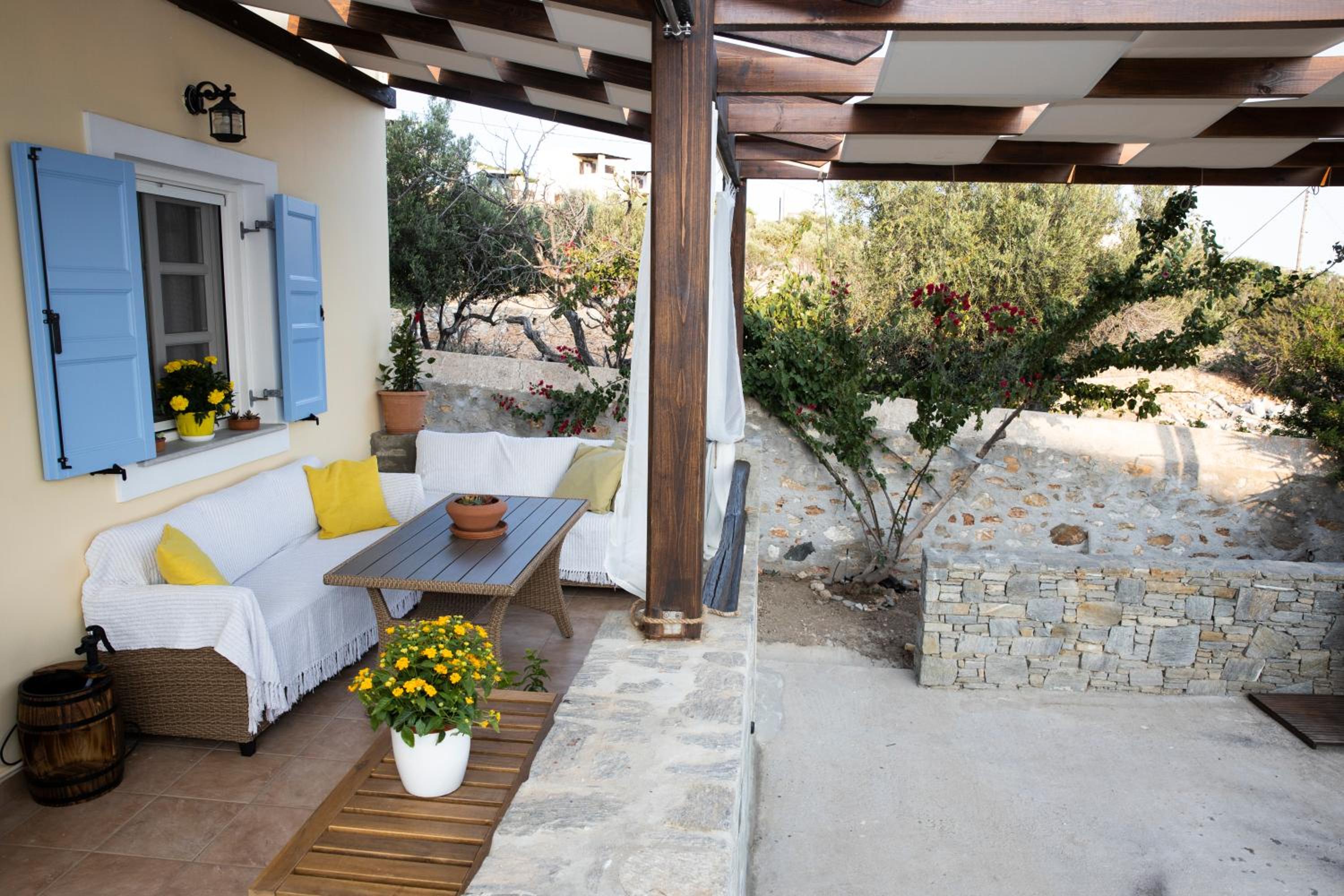 Golden Palm Tree Maisonette