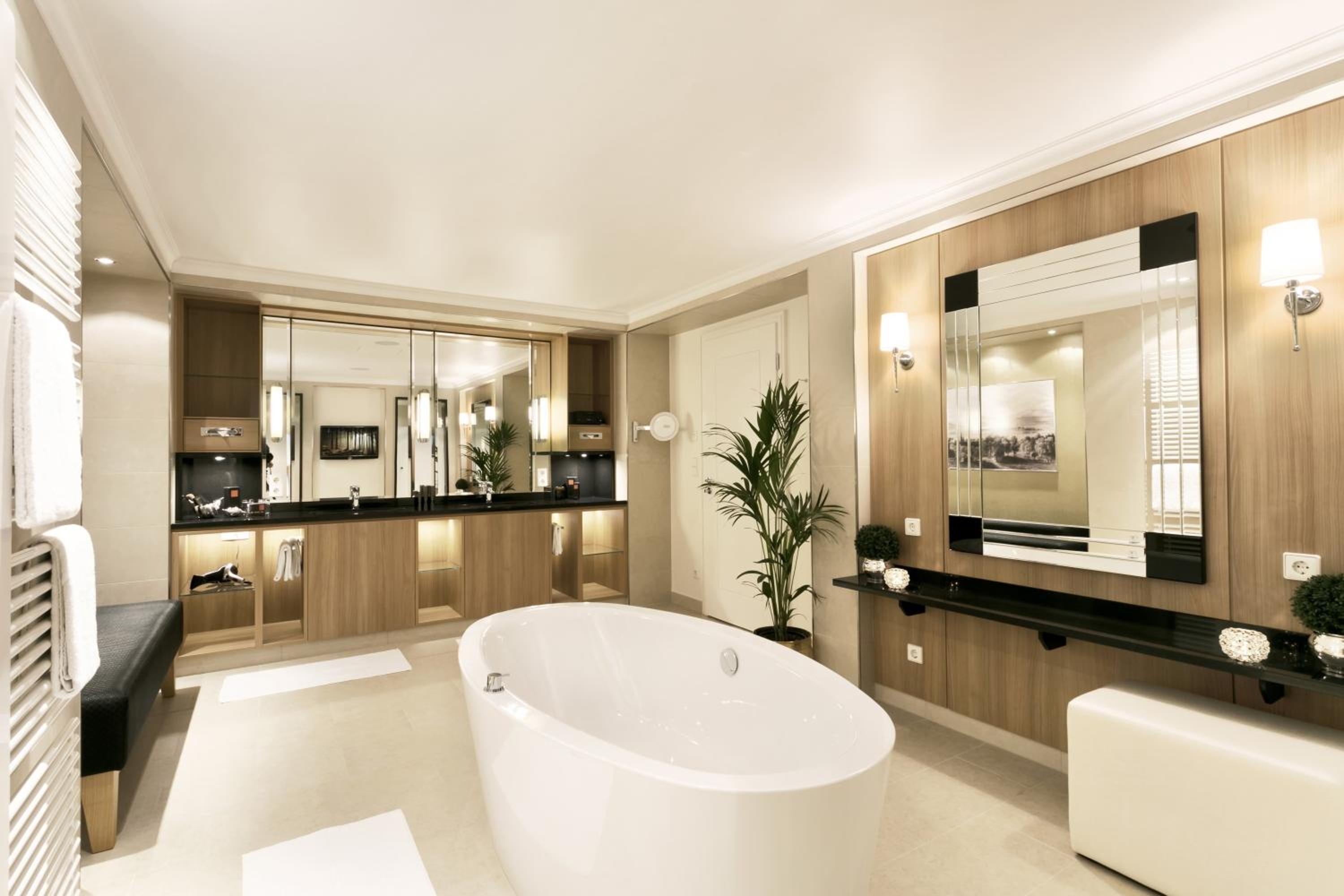 Hotel Bayerischer Hof - Property Image 39