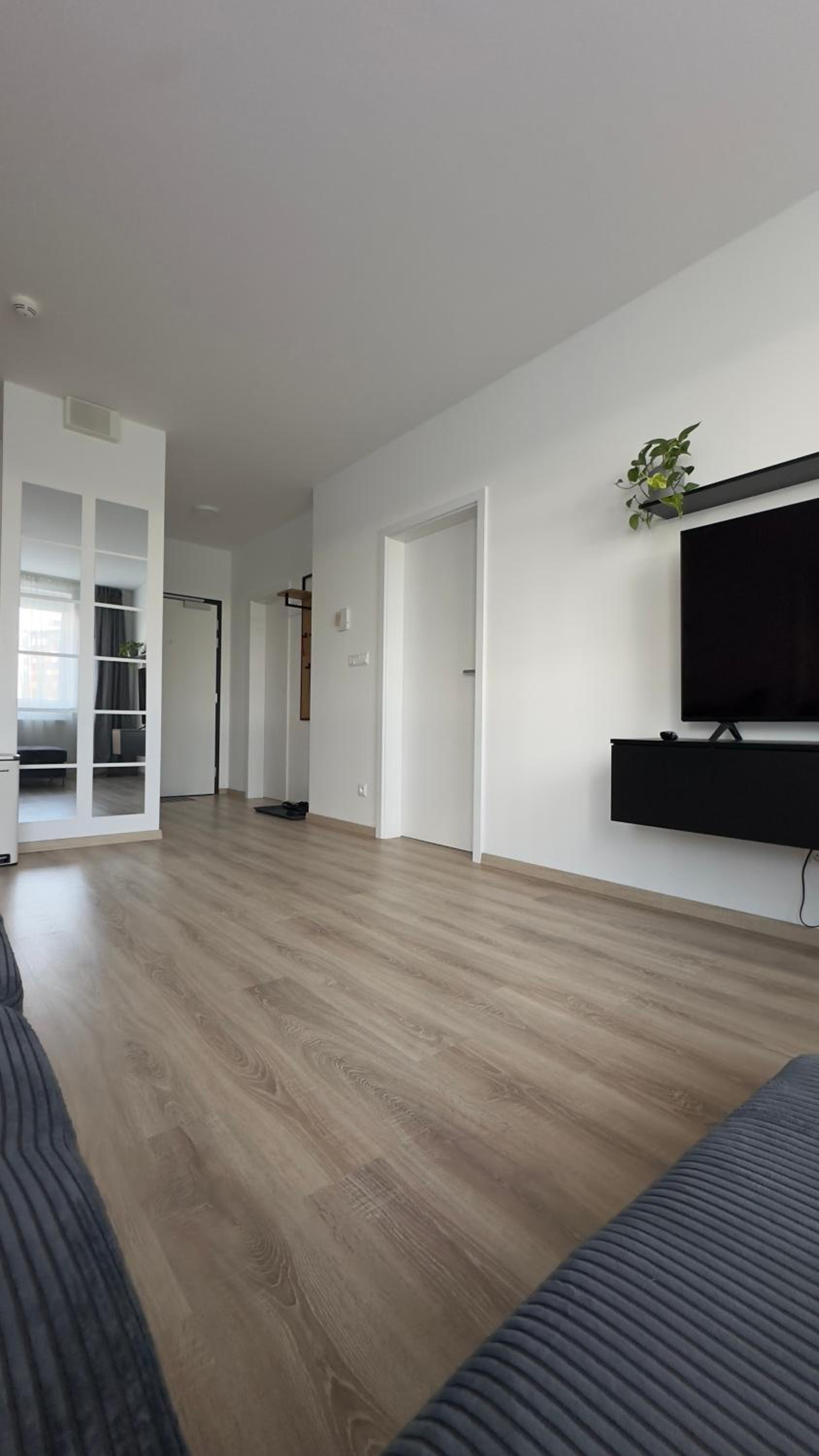 Magnolia Terrace Apart - FREE PARKING, Family & Sport Friendly Area