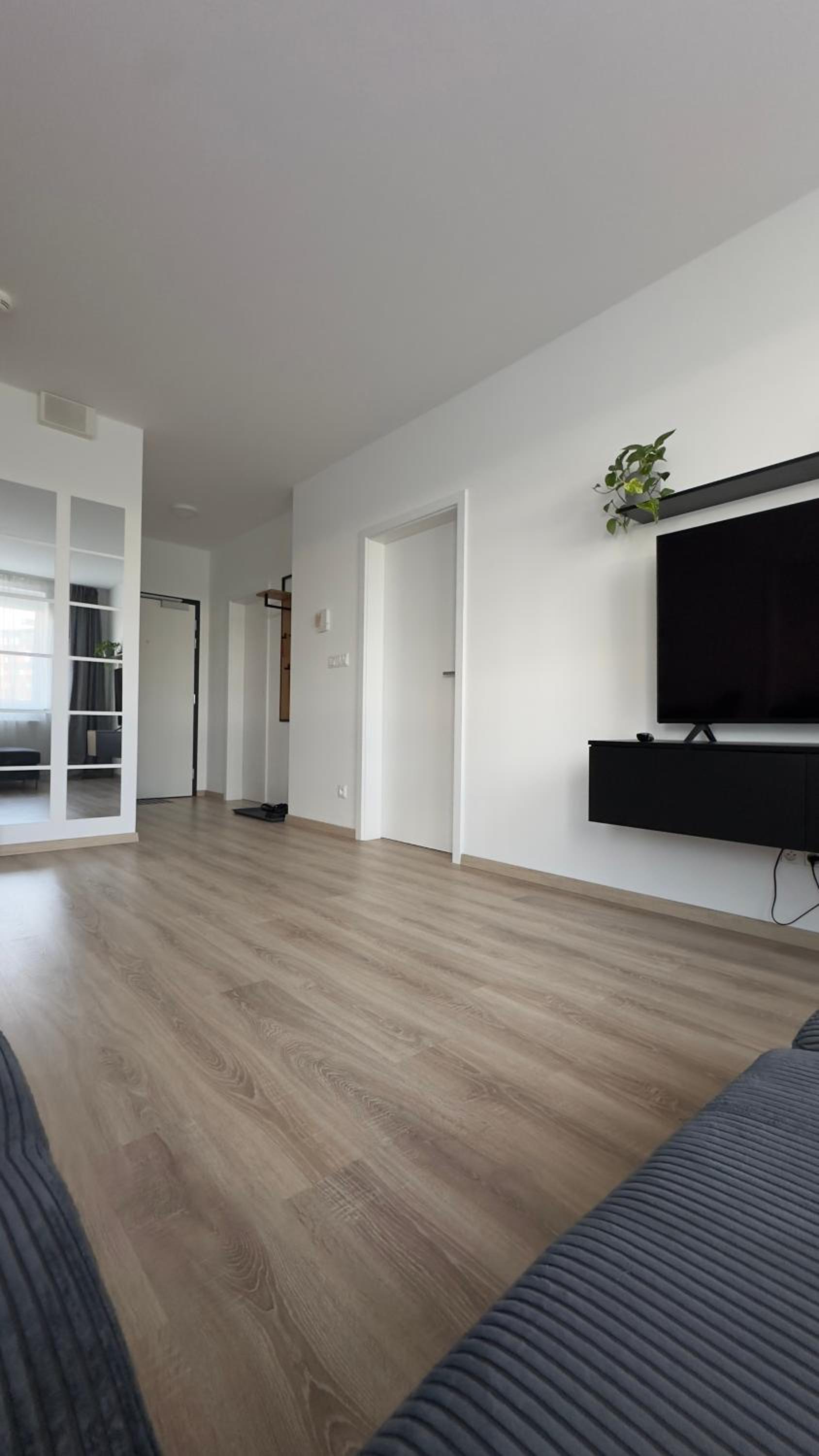 Magnolia Terrace Apart - FREE PARKING, Family & Sport Friendly Area