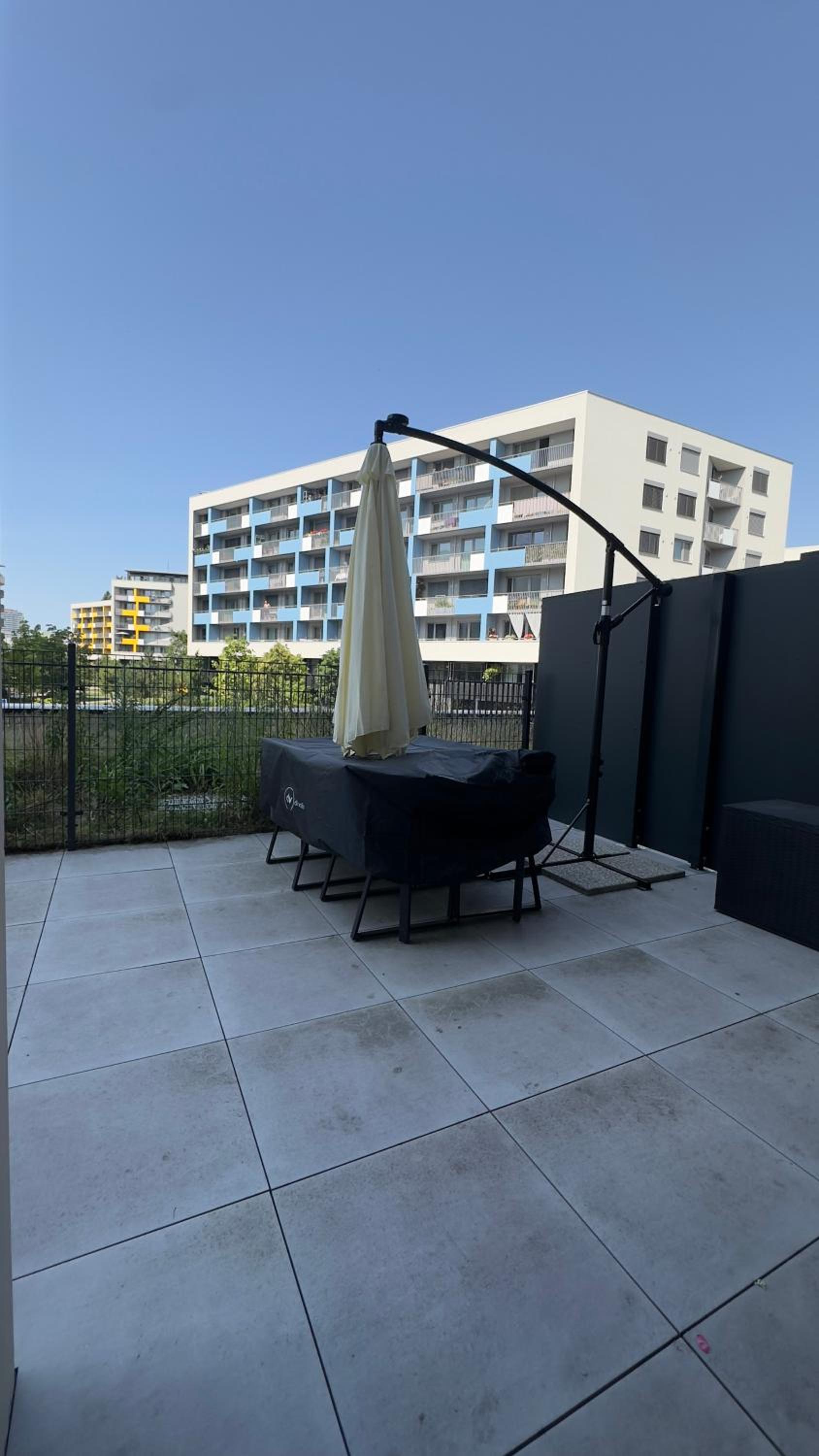 Magnolia Terrace Apart - FREE PARKING, Family & Sport Friendly Area