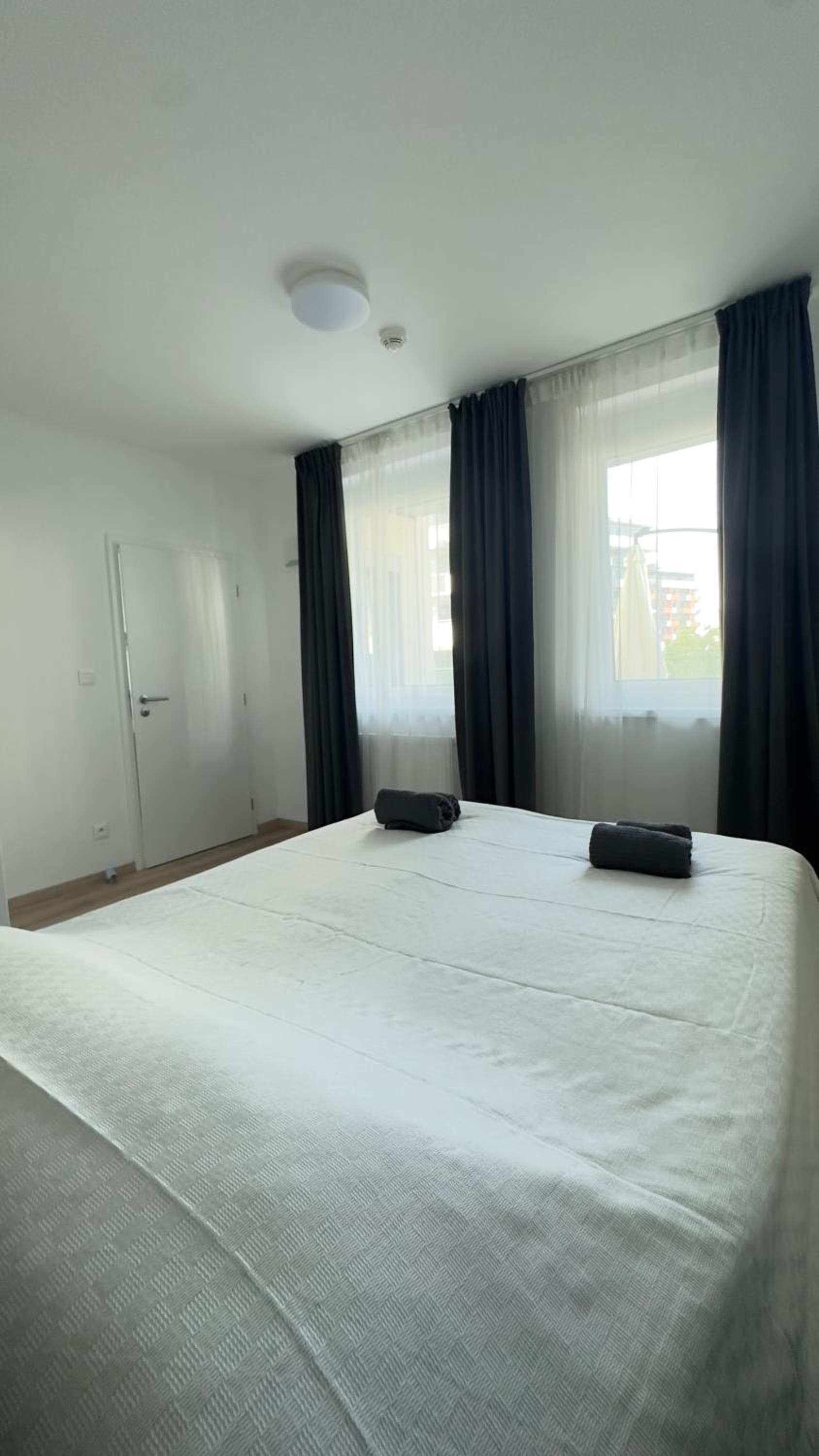 Magnolia Terrace Apart - FREE PARKING, Family & Sport Friendly Area