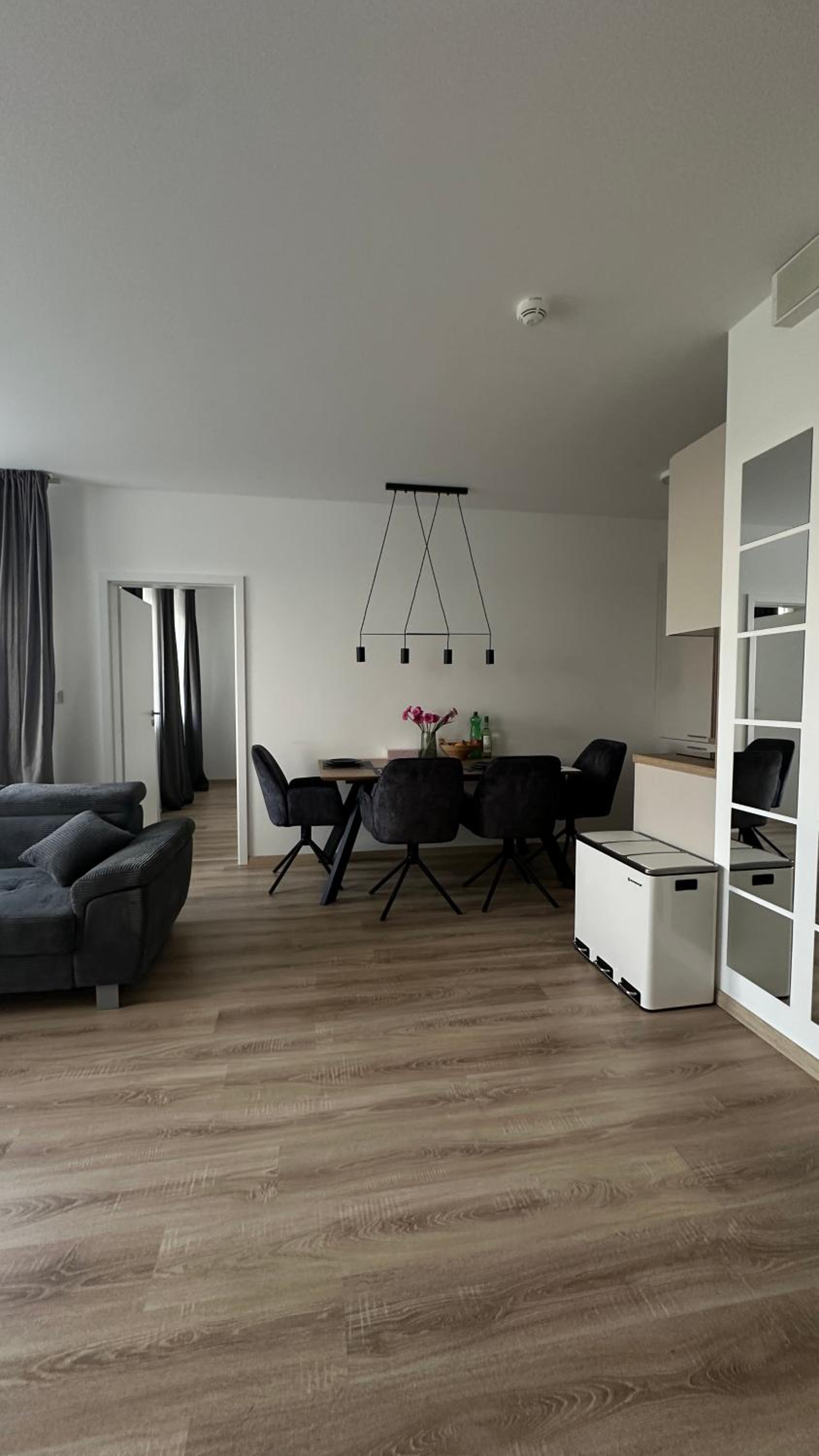 Magnolia Terrace Apart - FREE PARKING, Family & Sport Friendly Area