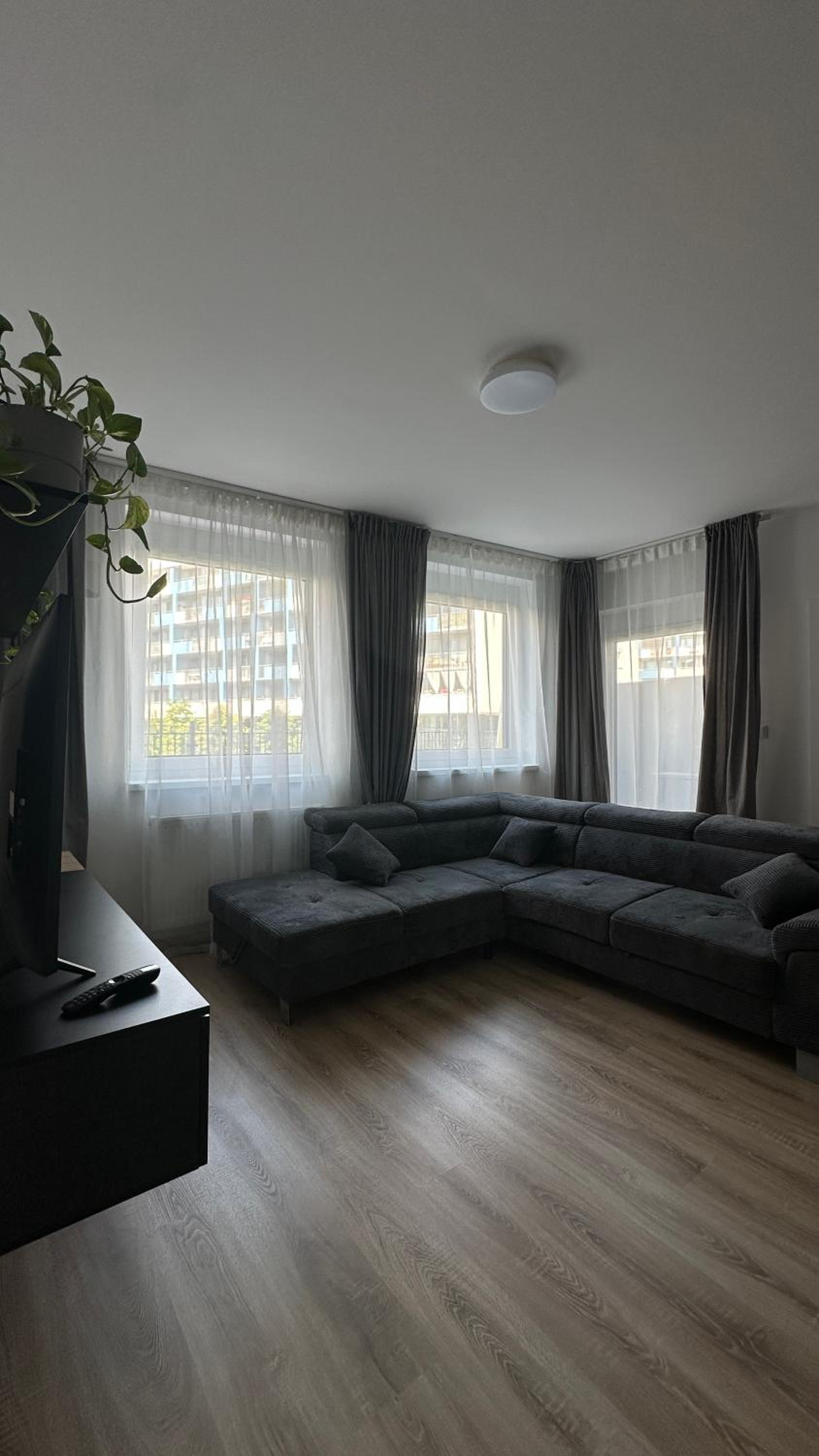 Magnolia Terrace Apart - FREE PARKING, Family & Sport Friendly Area