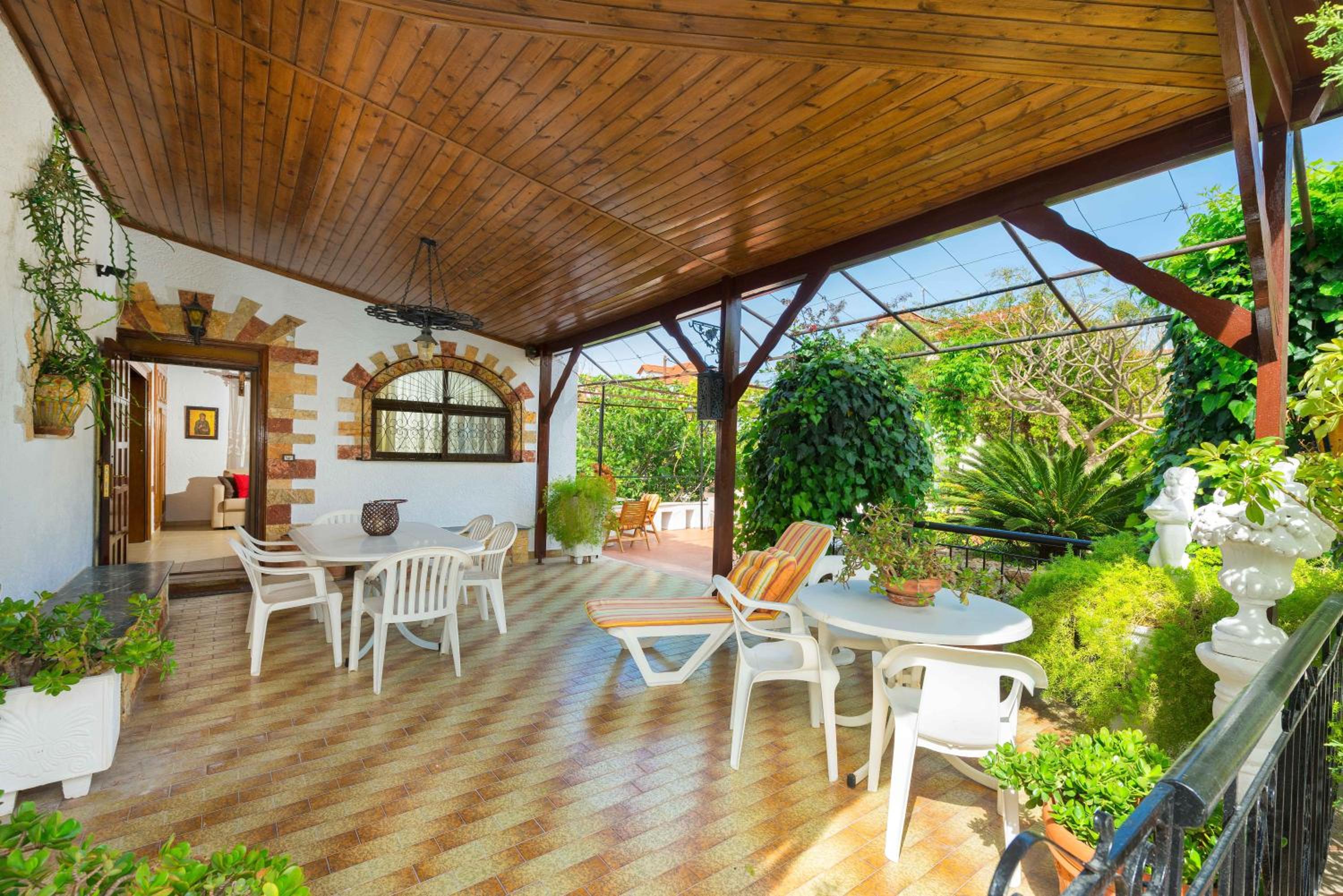Villa Agia Paraskevi