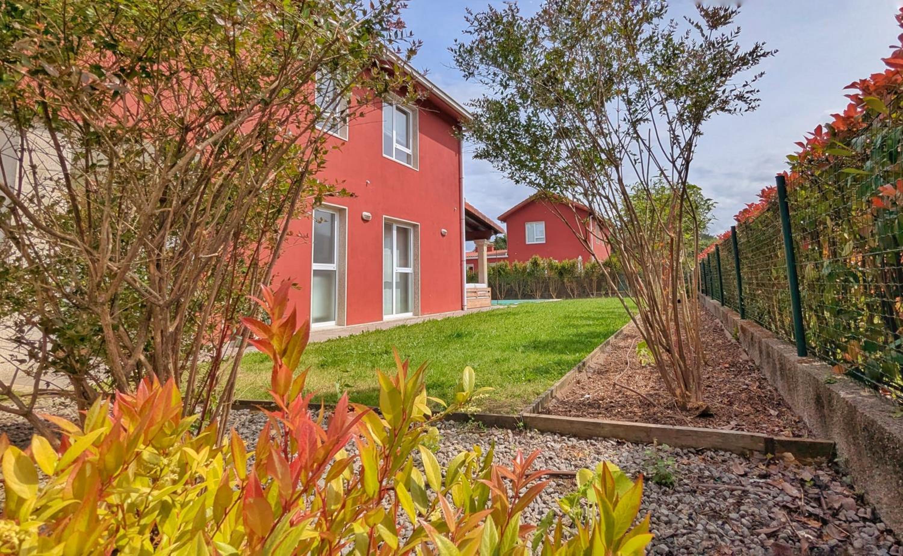 Casa con piscina Riosar Santiago