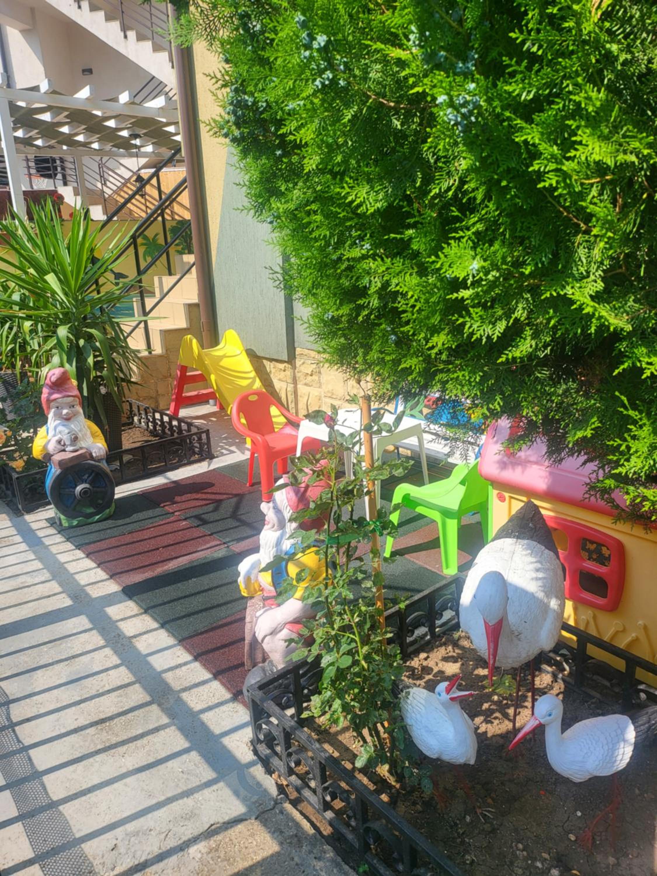 Green House 1