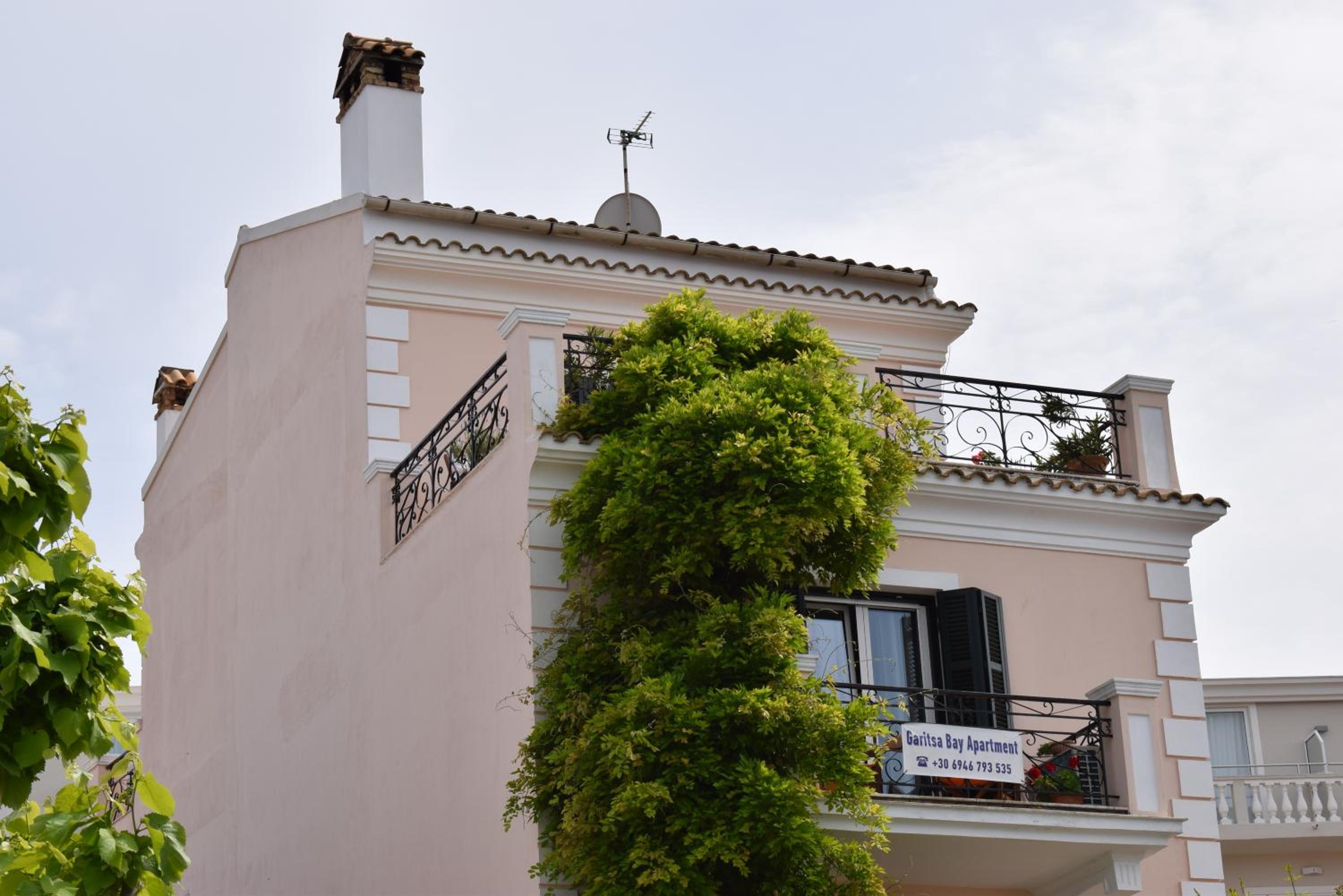 Garitsa Bay Apartment