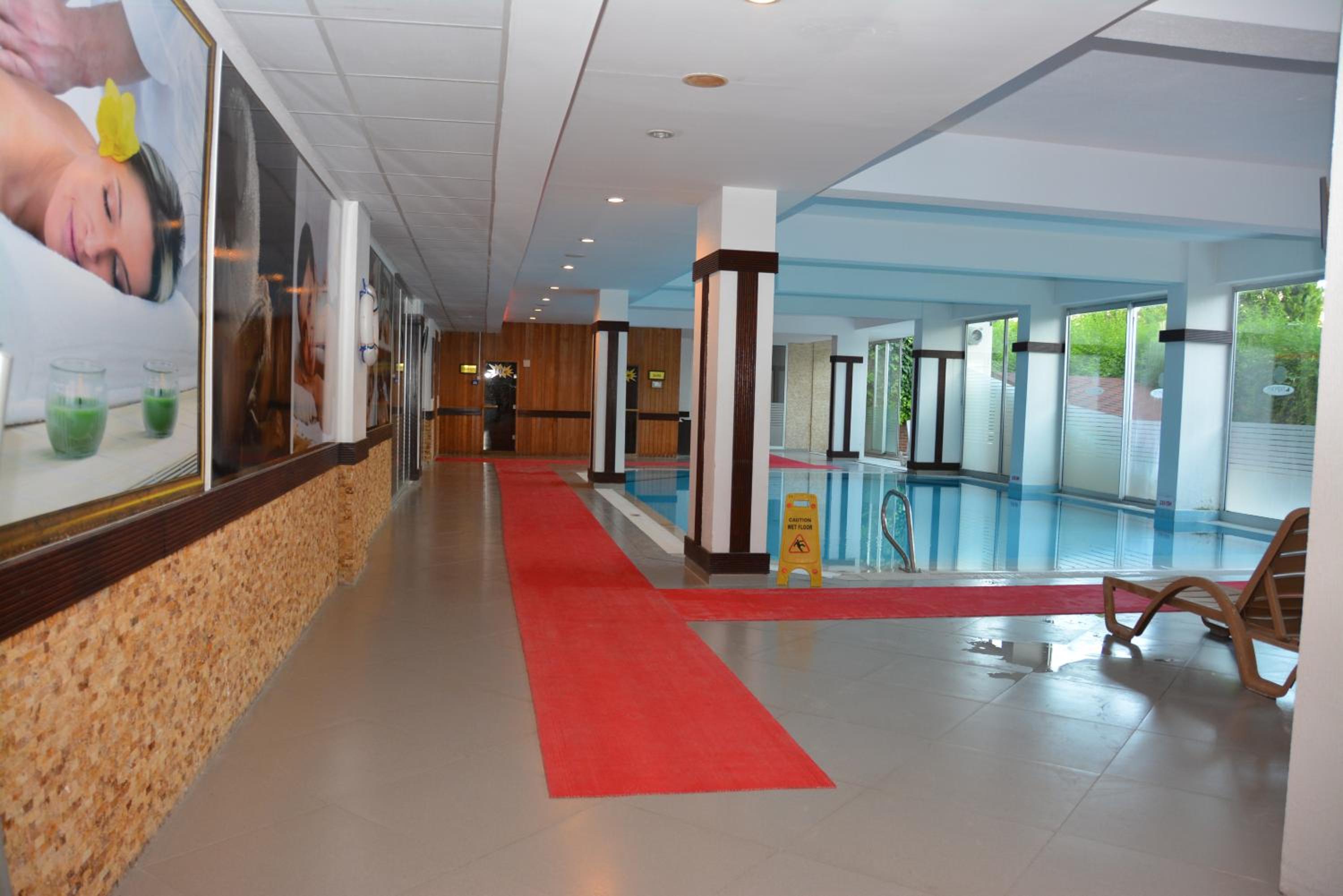 Tripolis Hotel 12