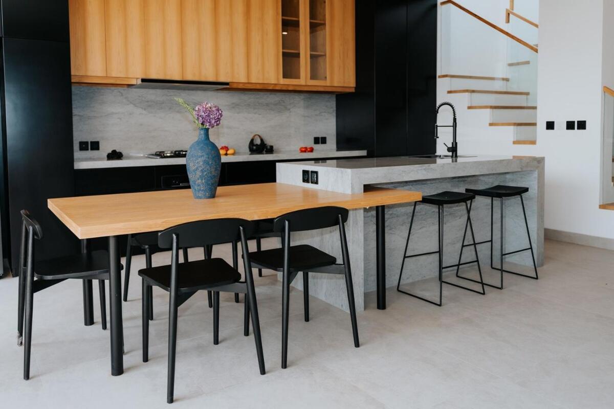 NEW! Villa Nimizz - 3BR Villa in Berawa