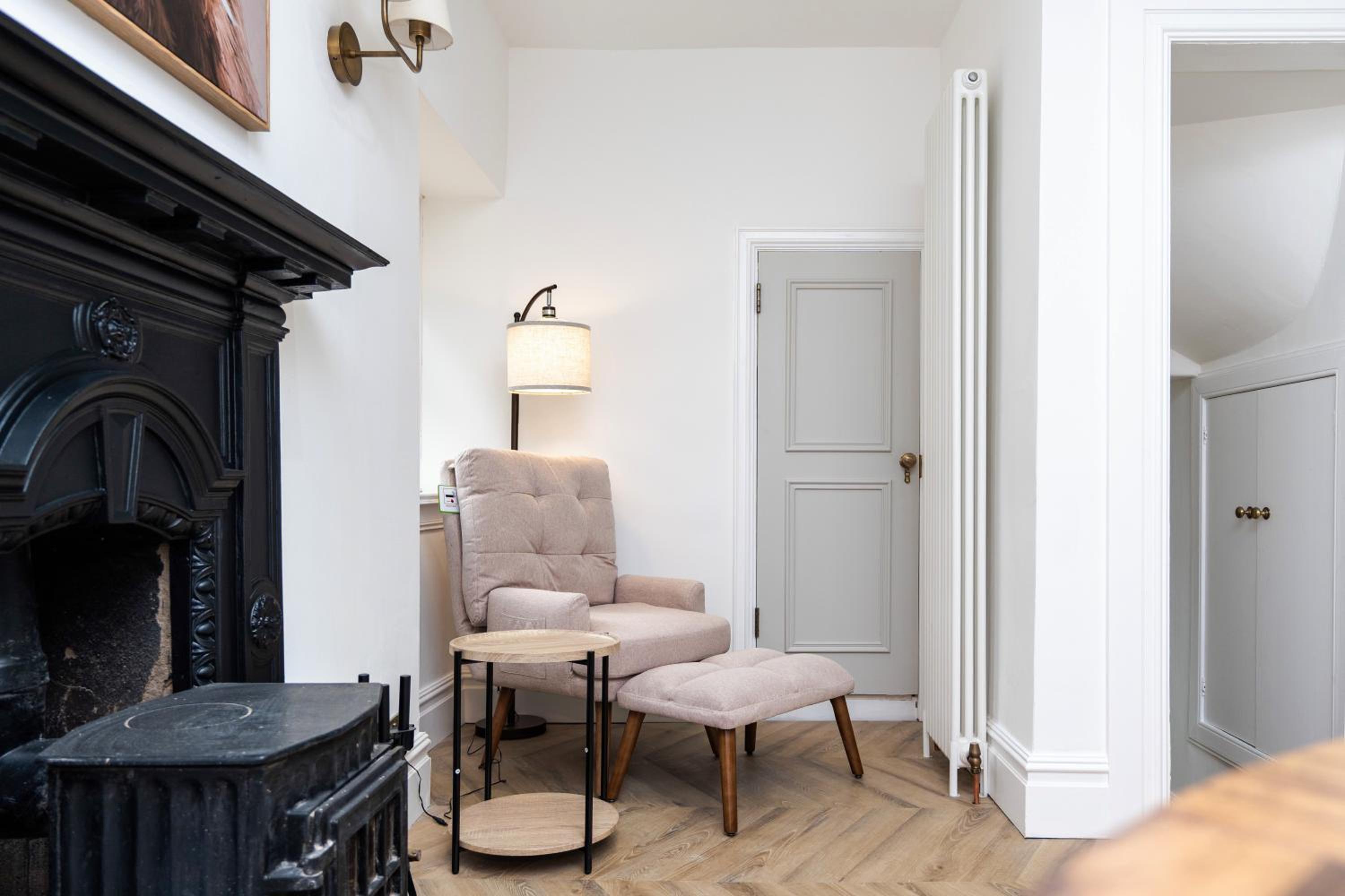 2 Bedroom Cottage-Free Parking