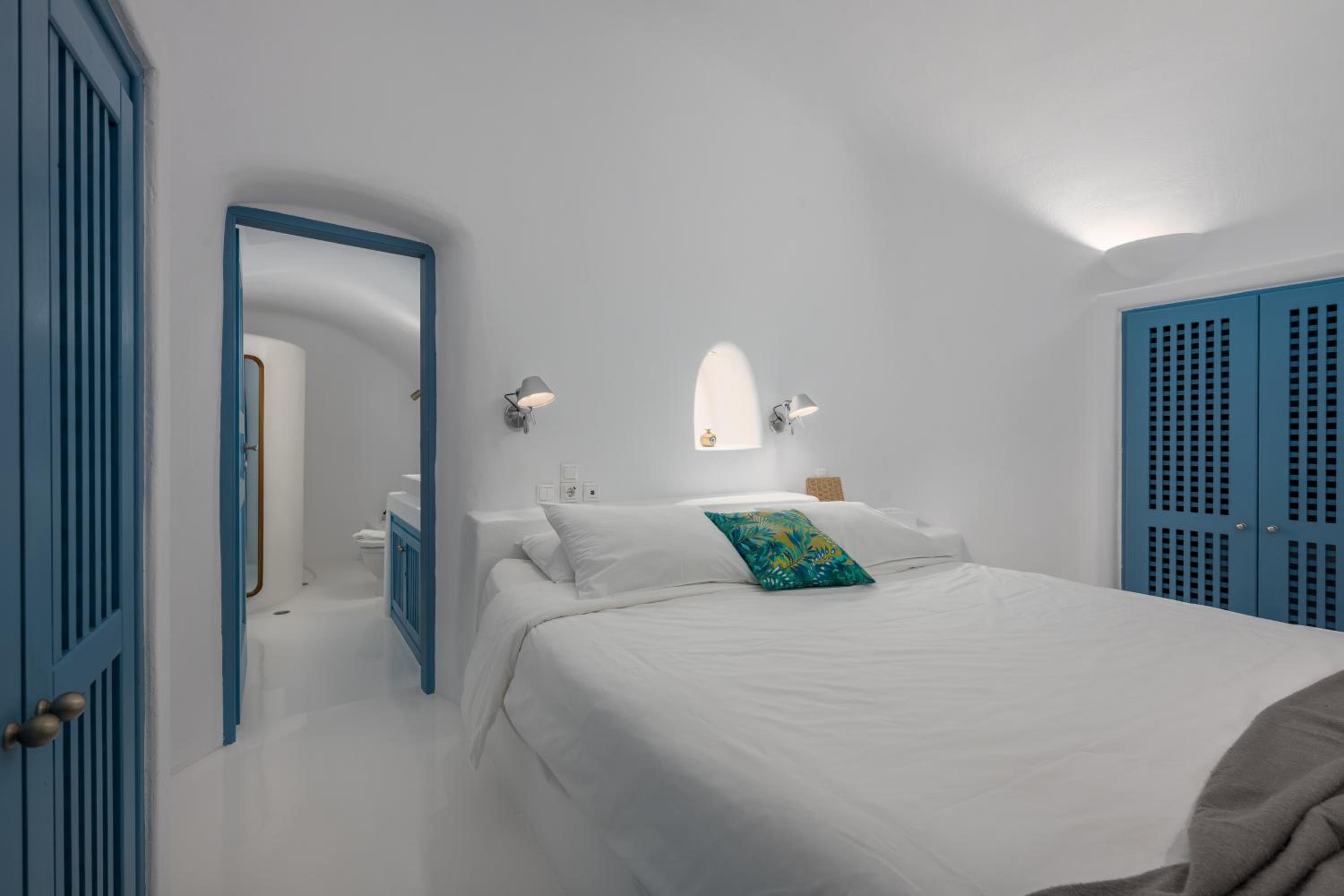Aristos Life Luxury Cave Villas