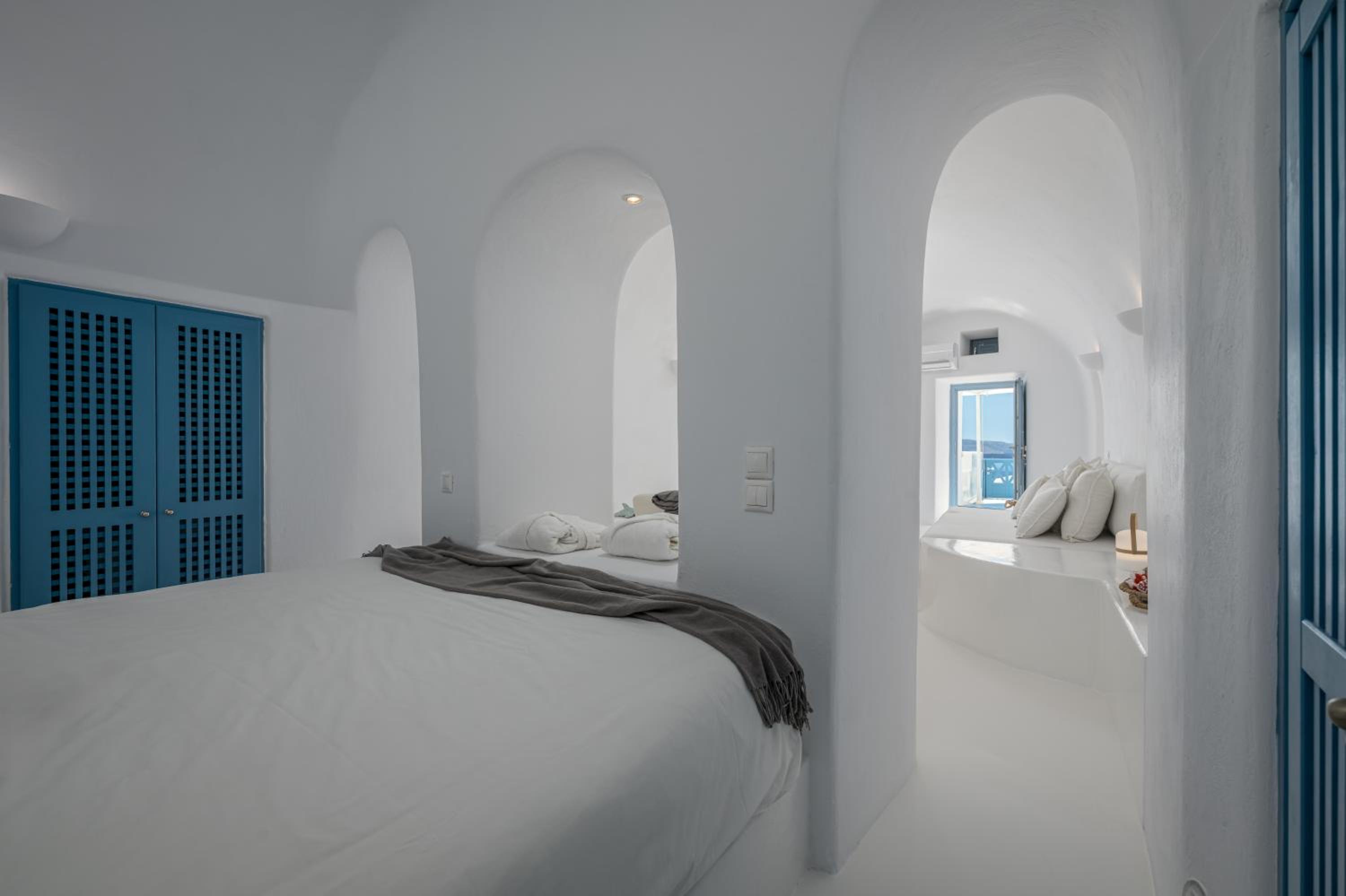 Aristos Life Luxury Cave Villas