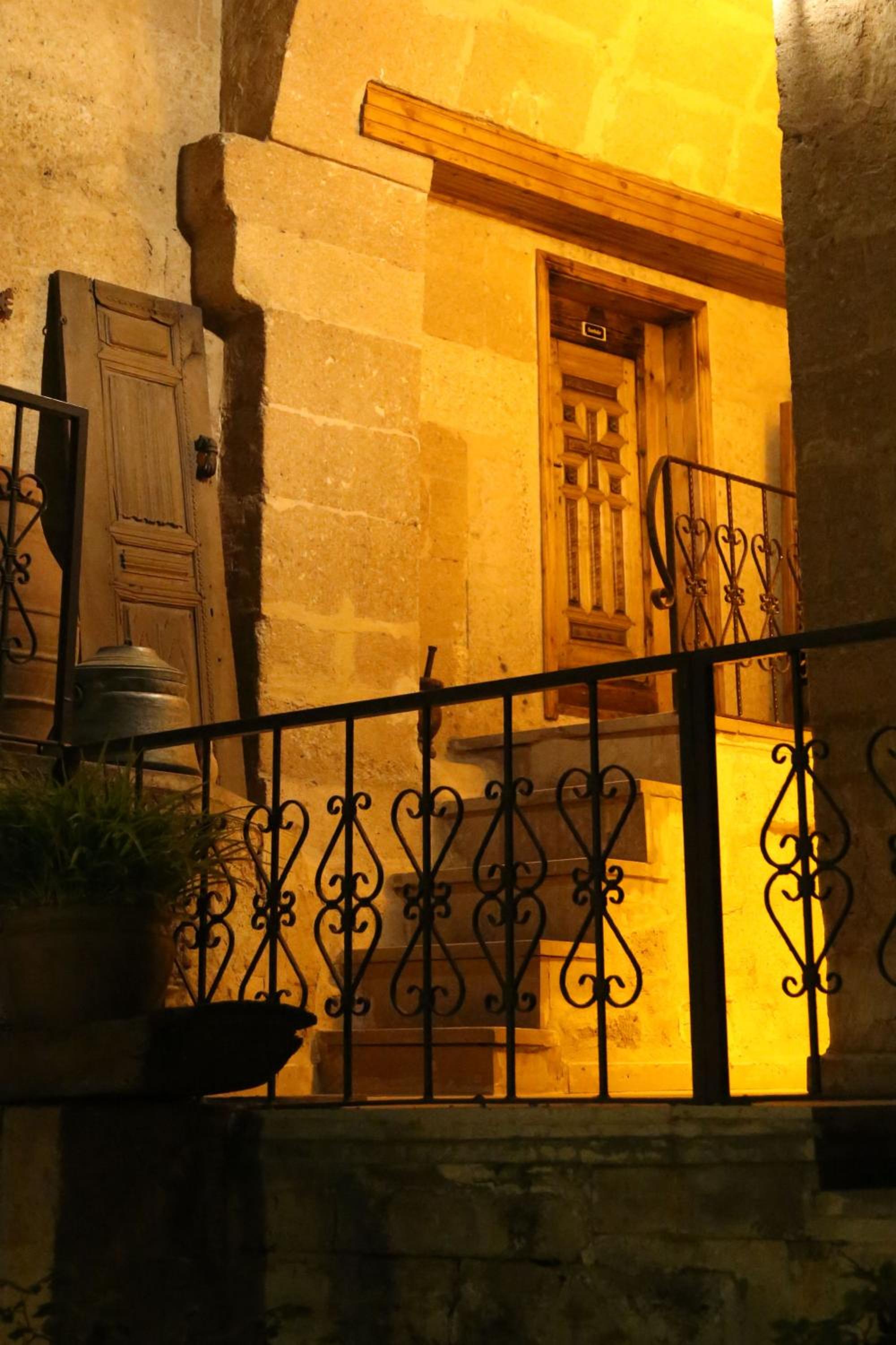 Kirkit Hotel
