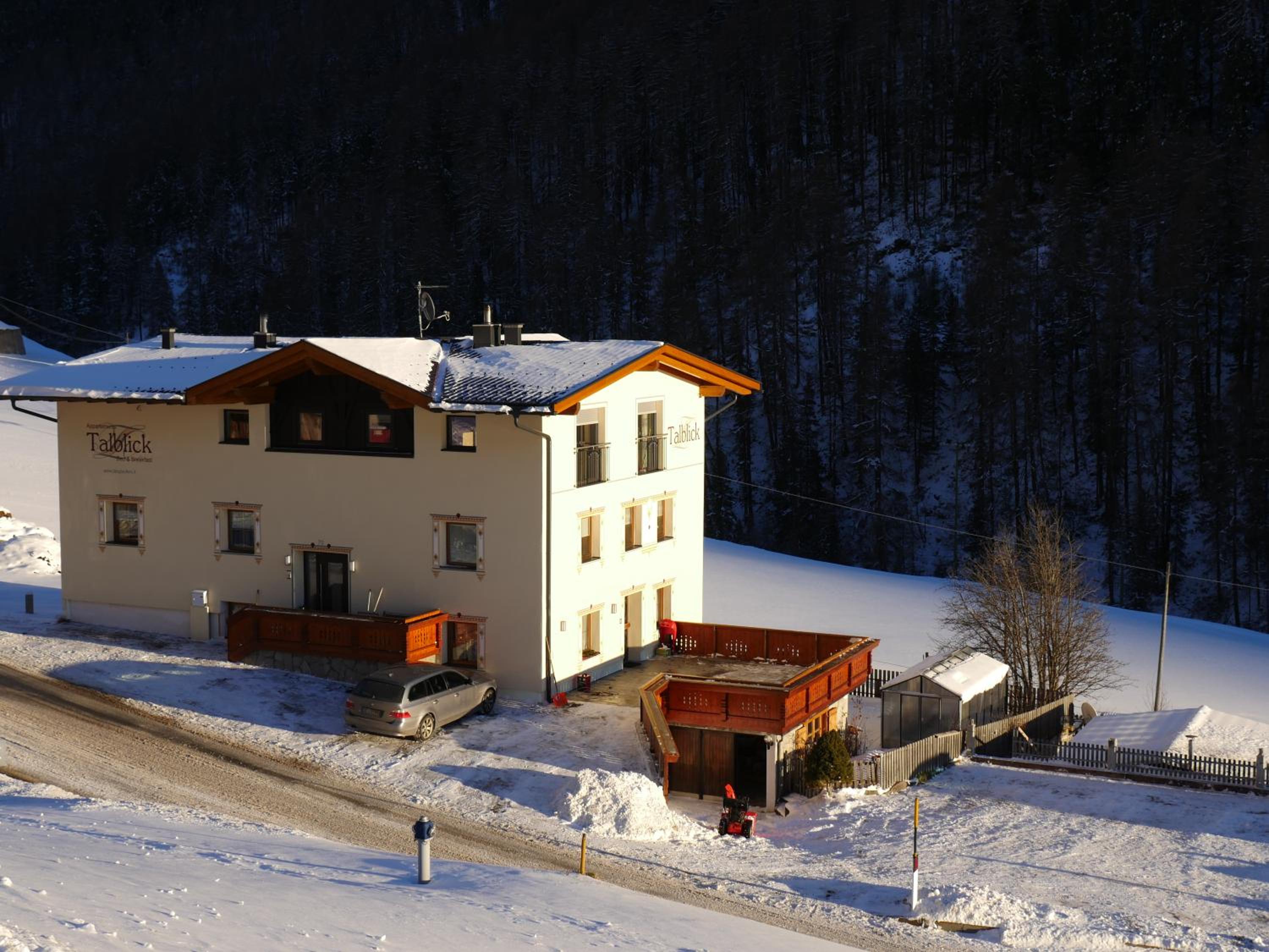 Photo 25