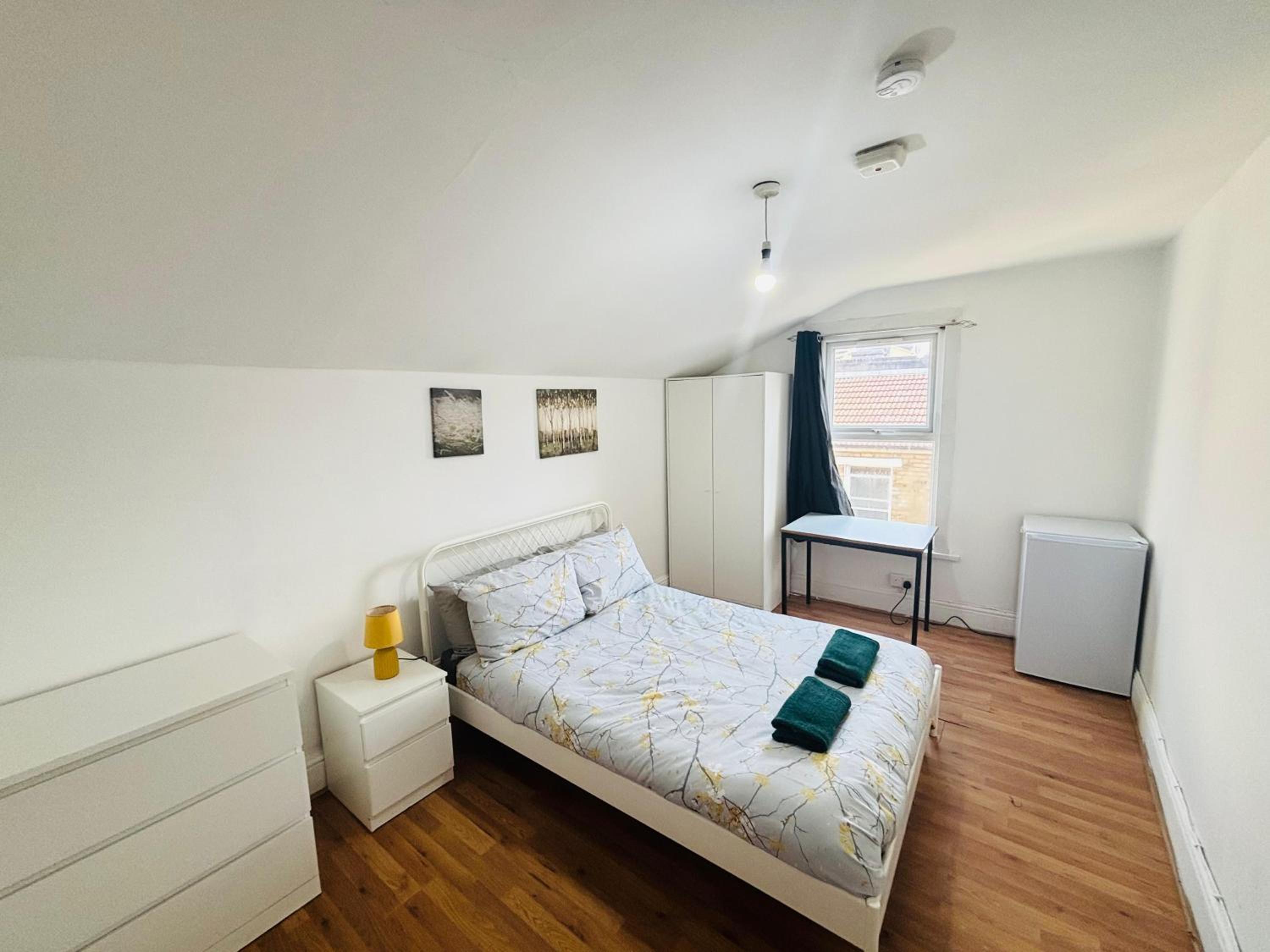 Mile-End Staycation