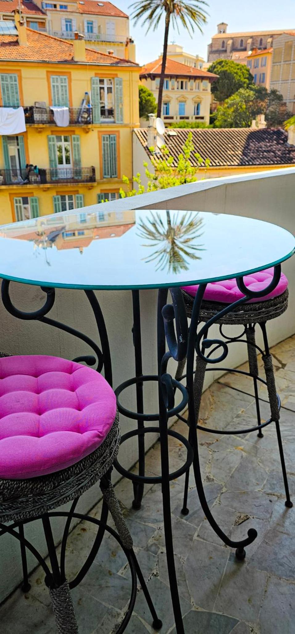 Cannes South of France Apartment near beach, Palais des Festivals and Croisette