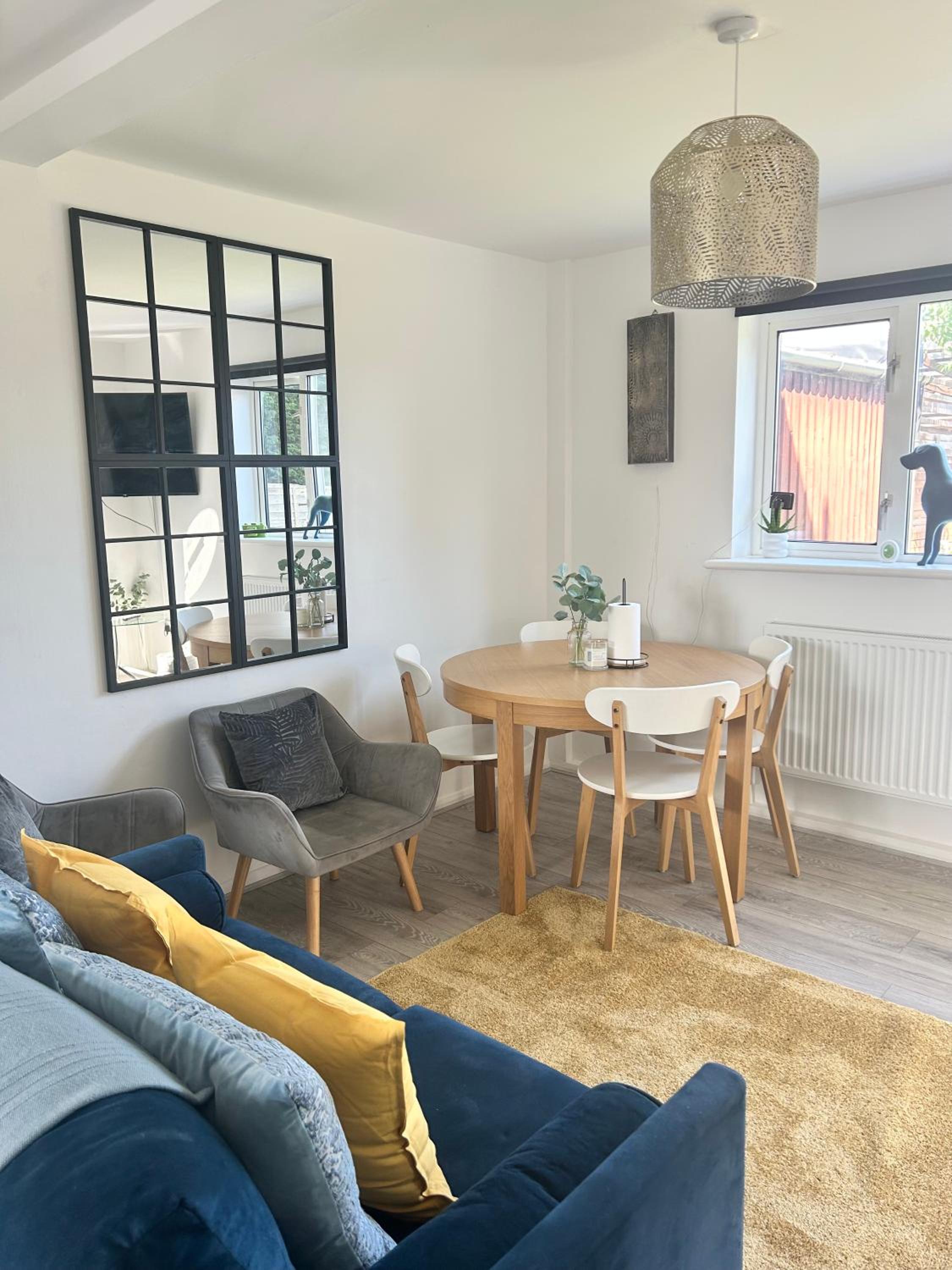 Sleeps 5, tranquil retreat near Peterborough town