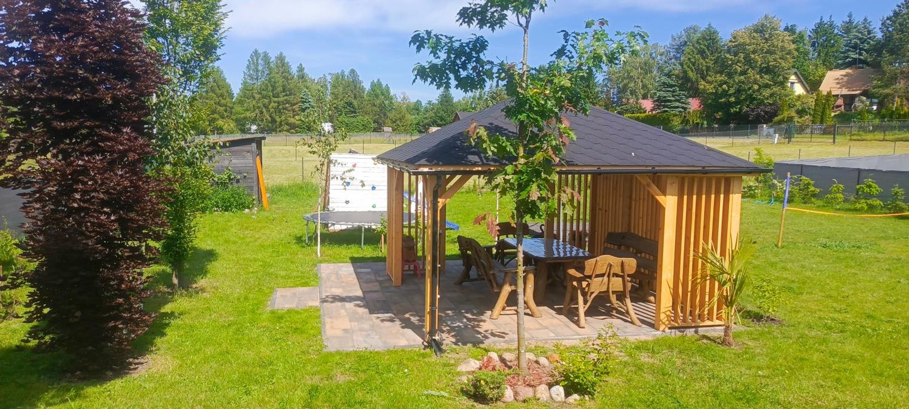 Domek Mazurski całoroczny nad jeziorem z sauną i Jacuzzi SPA