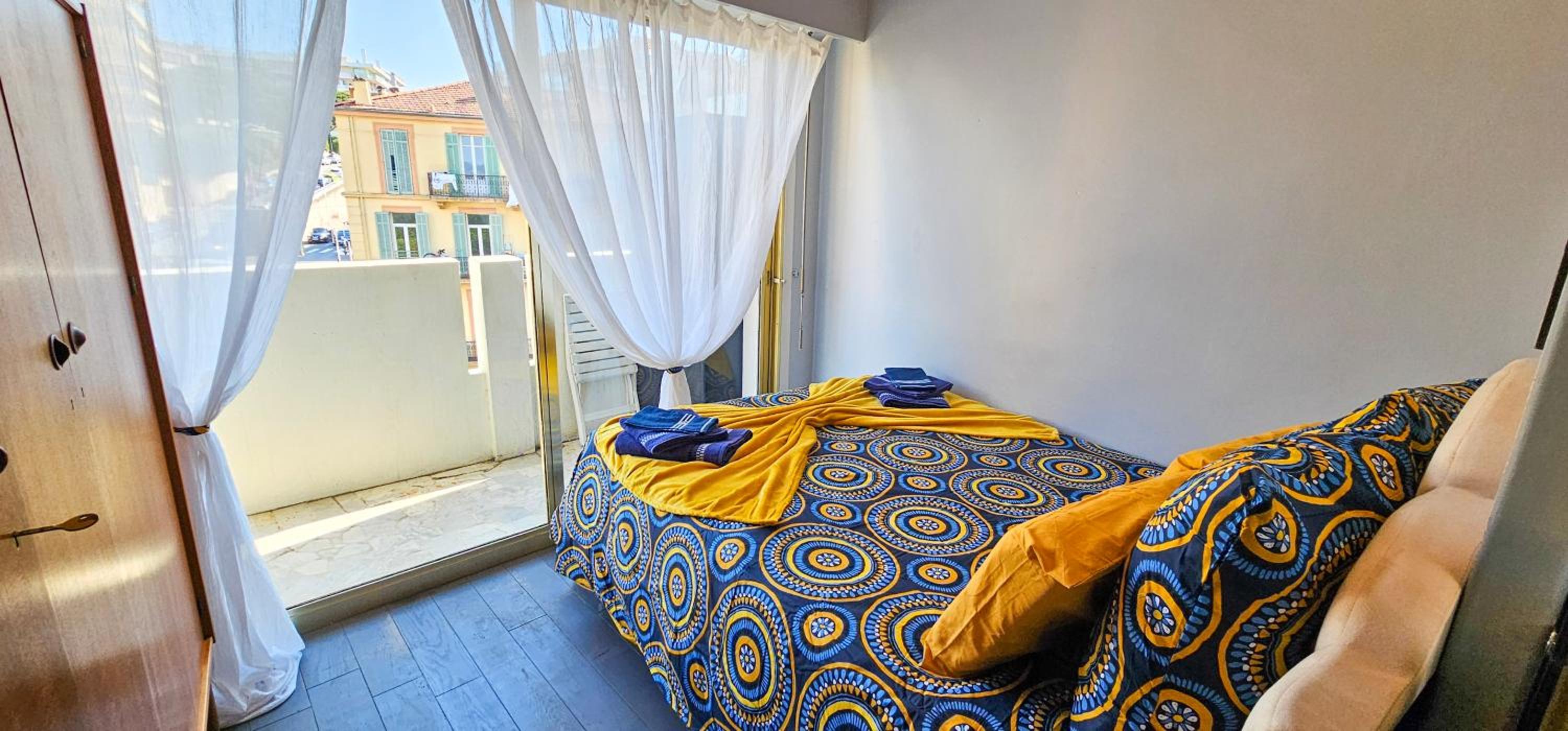 Cannes South of France Apartment near beach, Palais des Festivals and Croisette