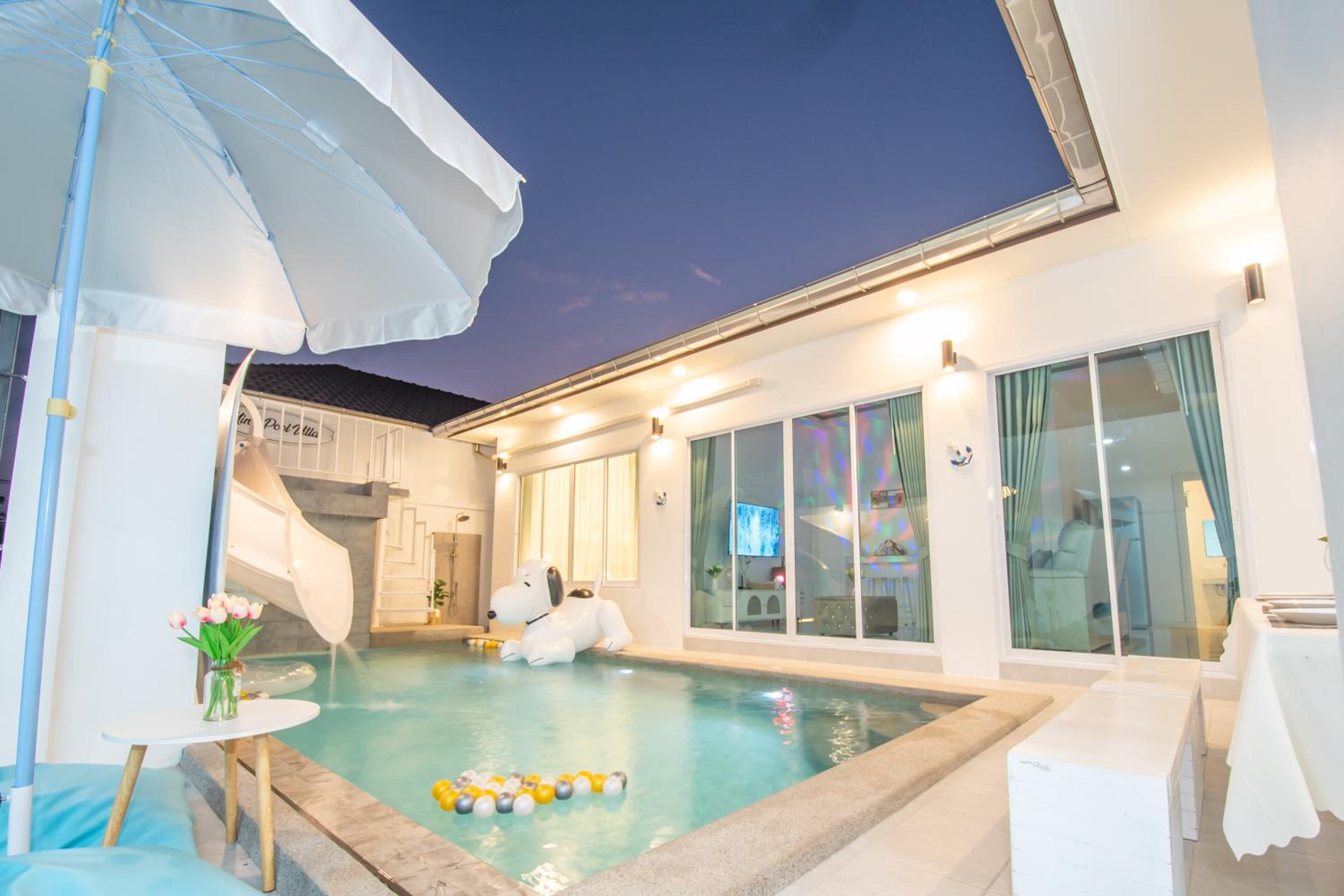 Mina Pool Villa