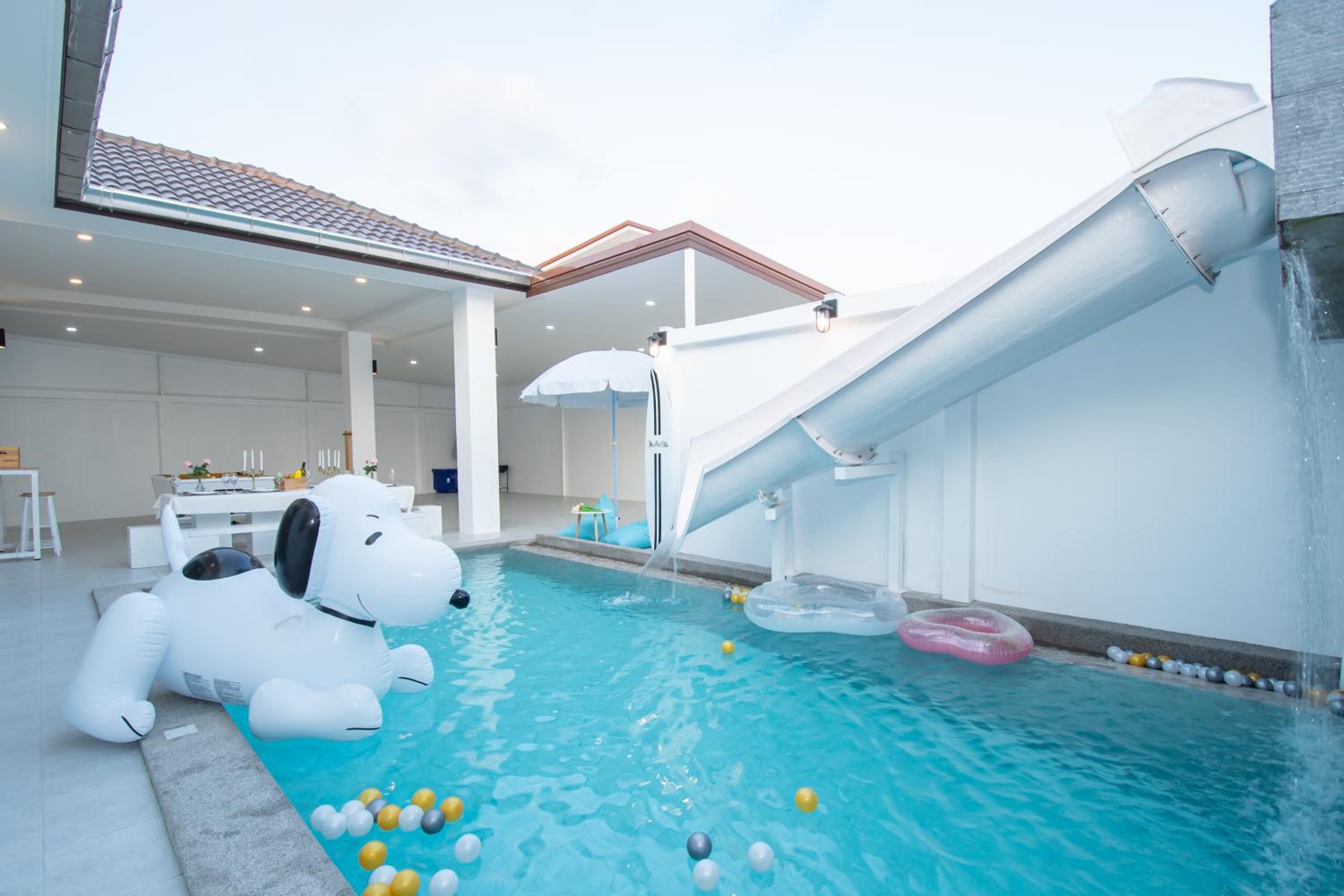 Mina Pool Villa