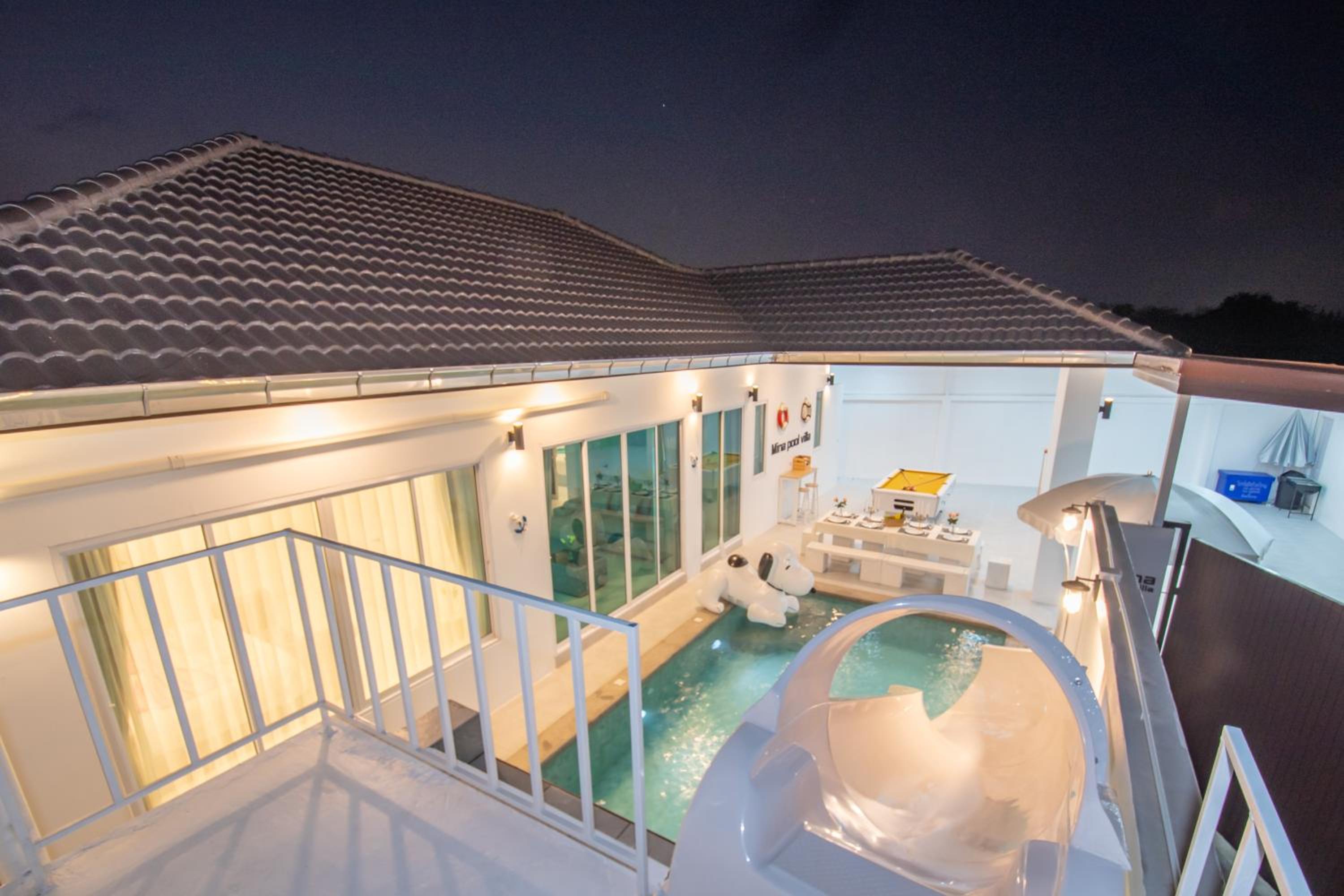 Mina Pool Villa