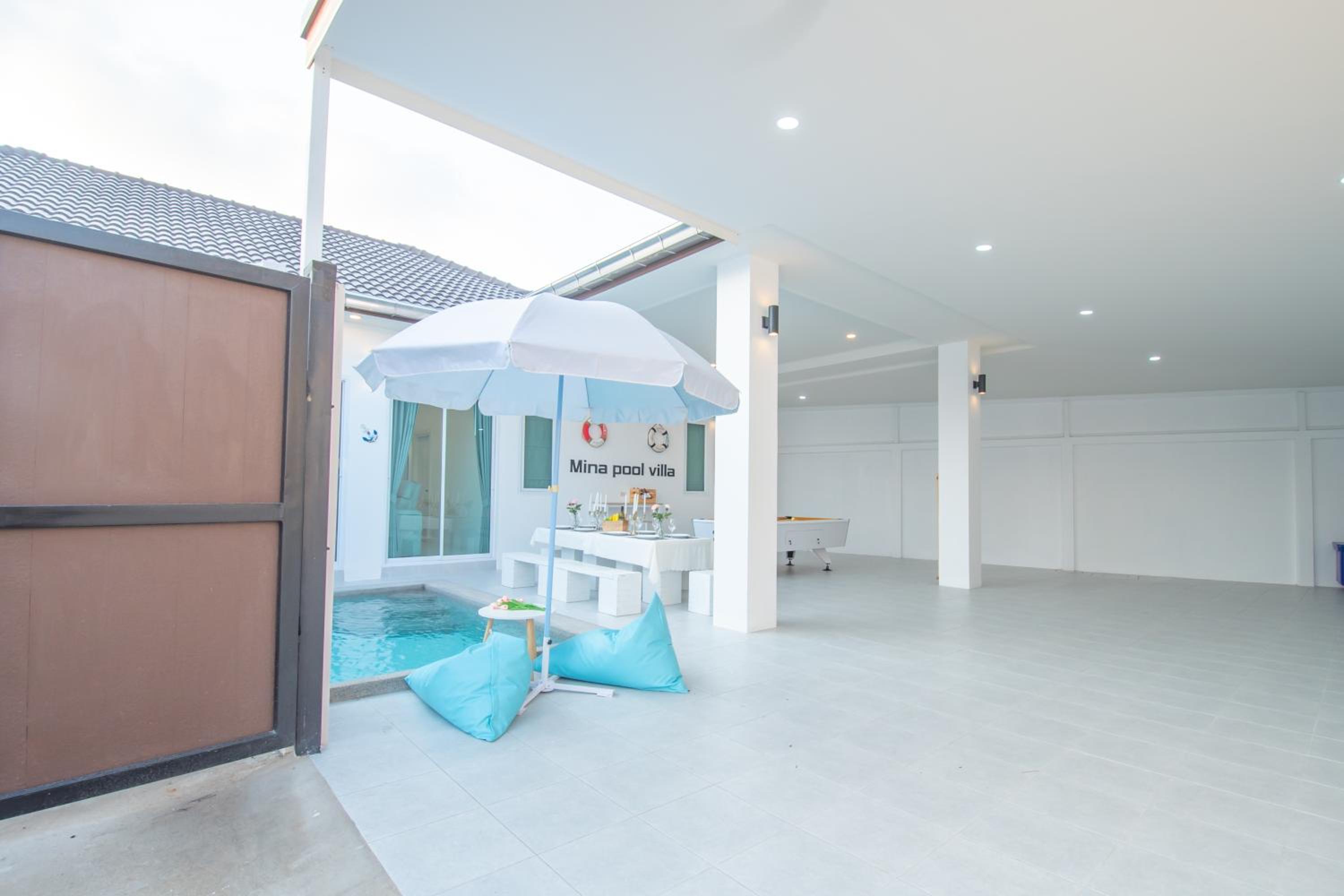 Mina Pool Villa