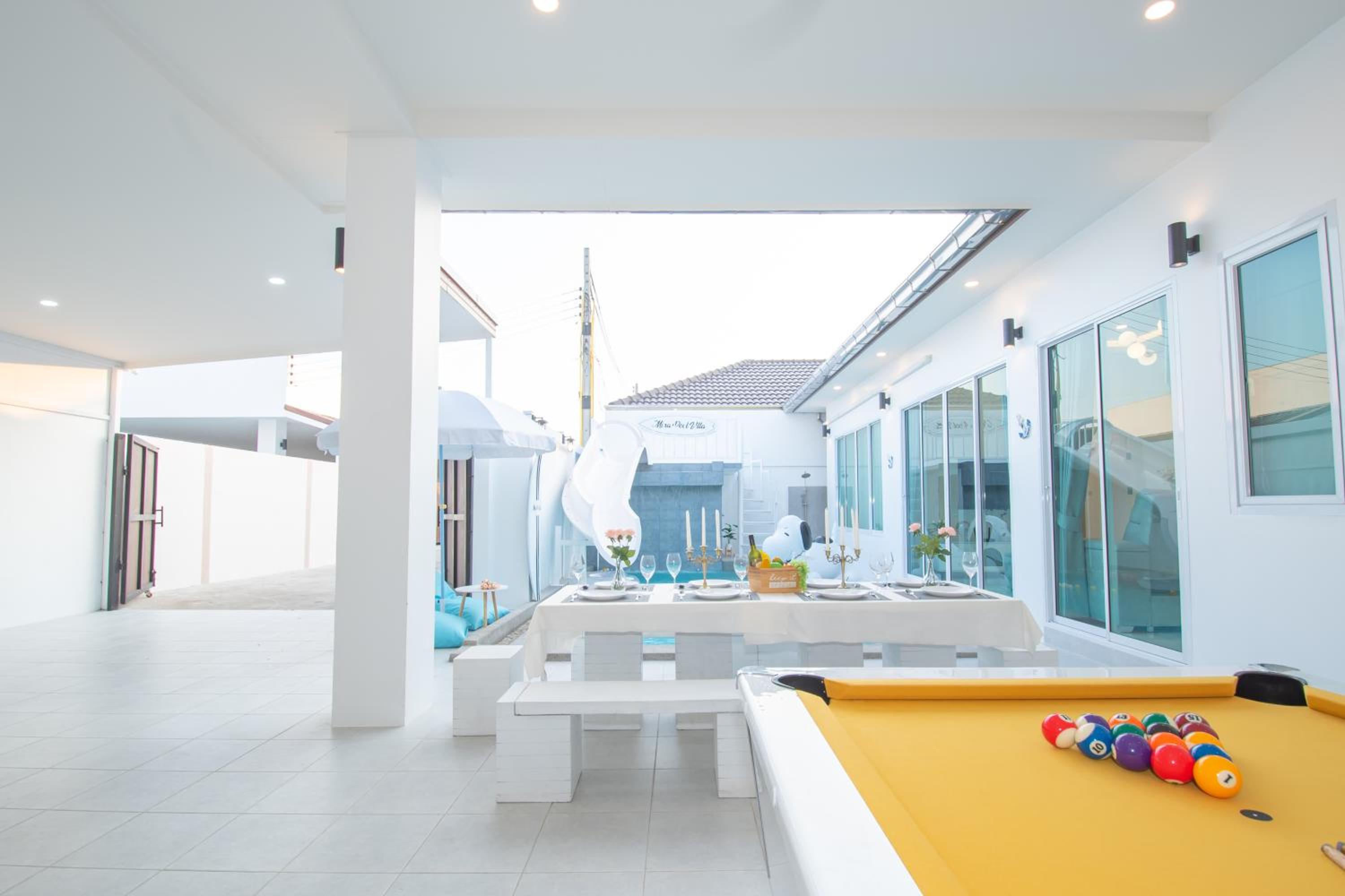 Mina Pool Villa