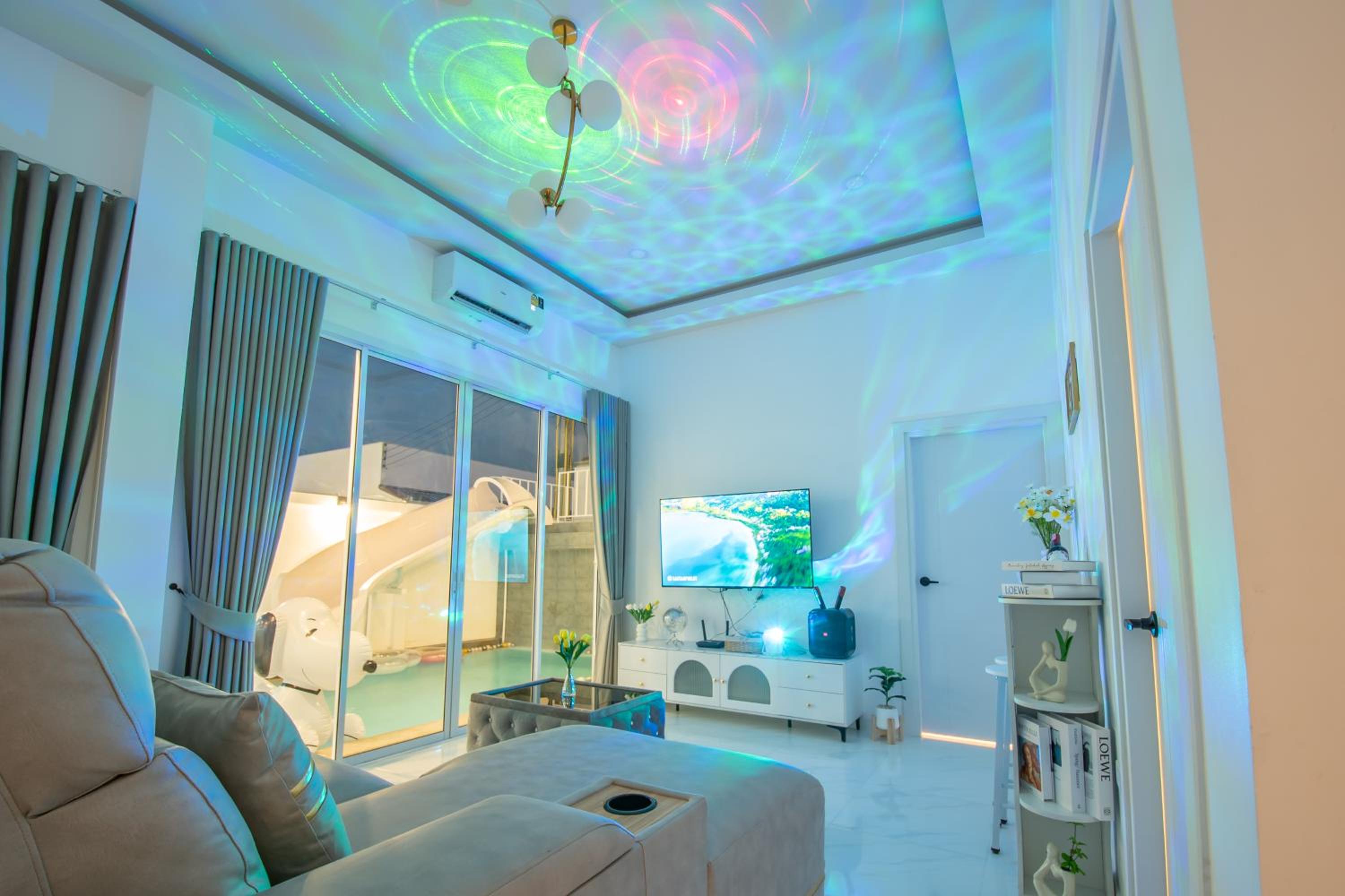 Mina Pool Villa
