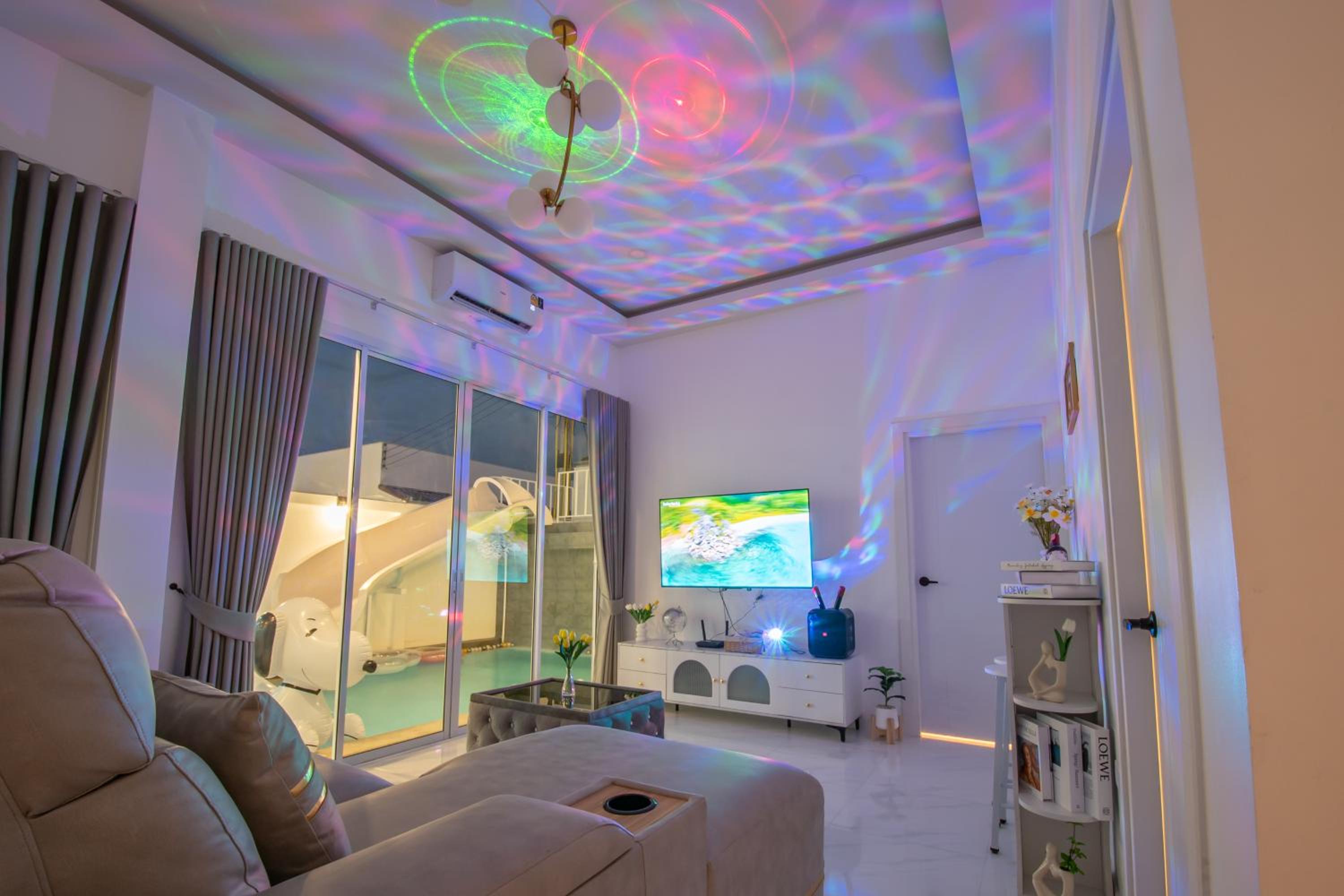 Mina Pool Villa
