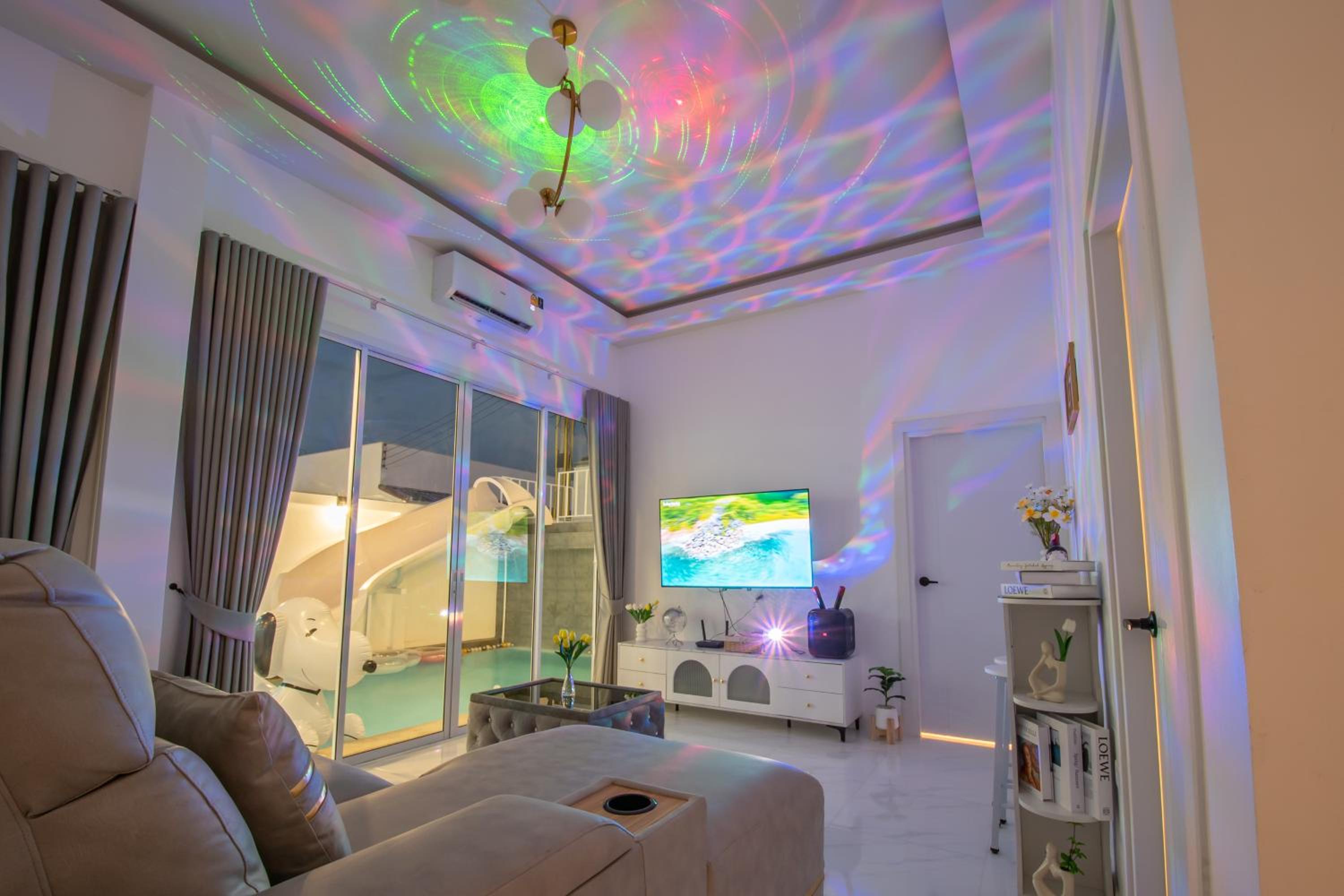 Mina Pool Villa